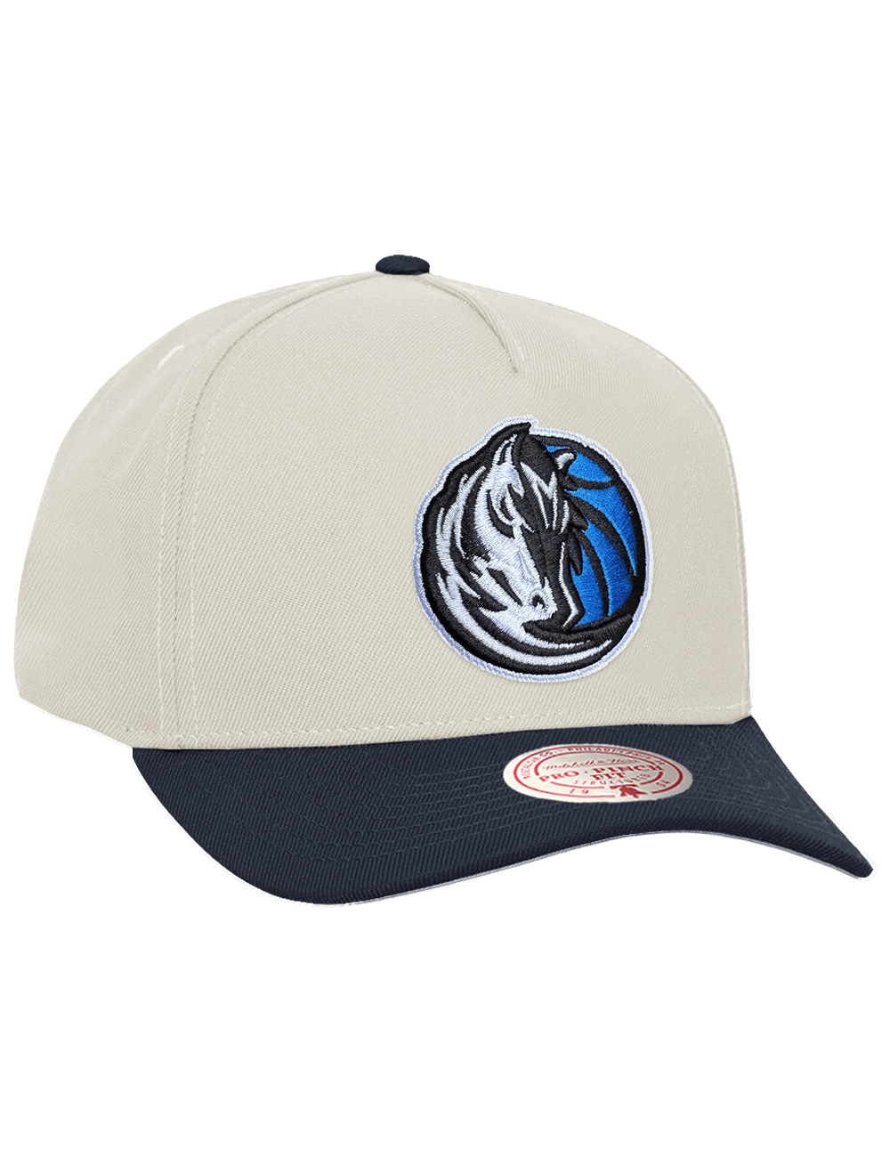 Mitchell And Ness Caps OSFM Dallas Mavericks Mitchell & Ness NBA Team Pro Pinch Snapback Hat - Chrome