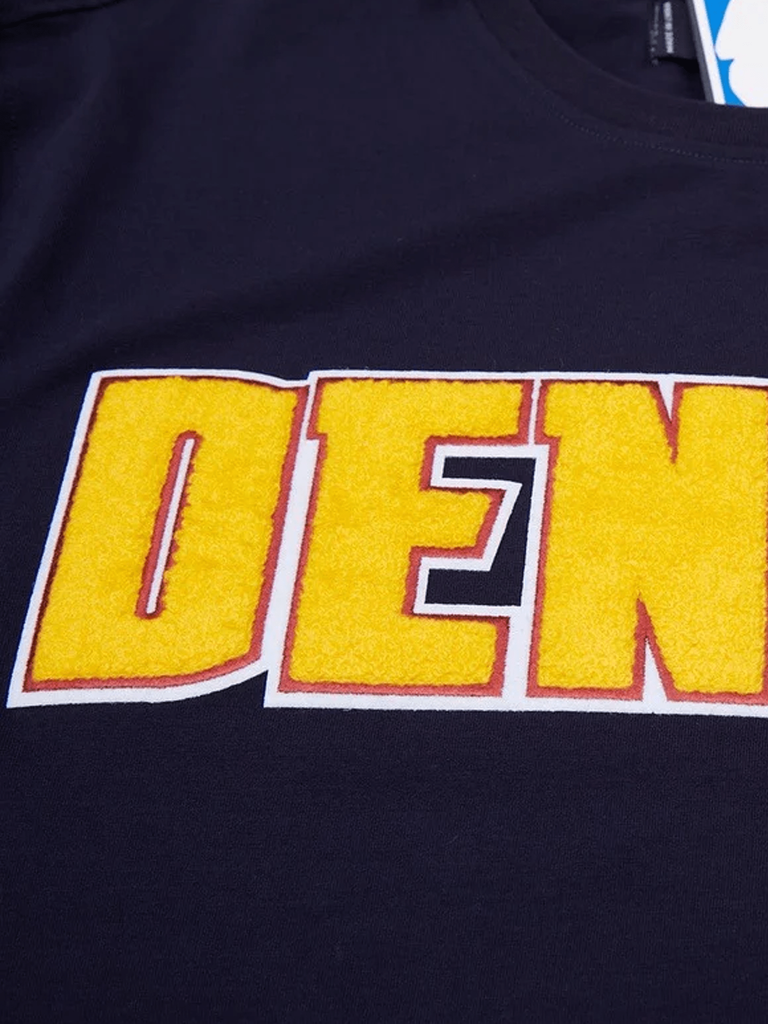 Pro Standard T-Shirts Denver Nuggets Pro Standard NBA Team Chenille Flex T-Shirt - Navy