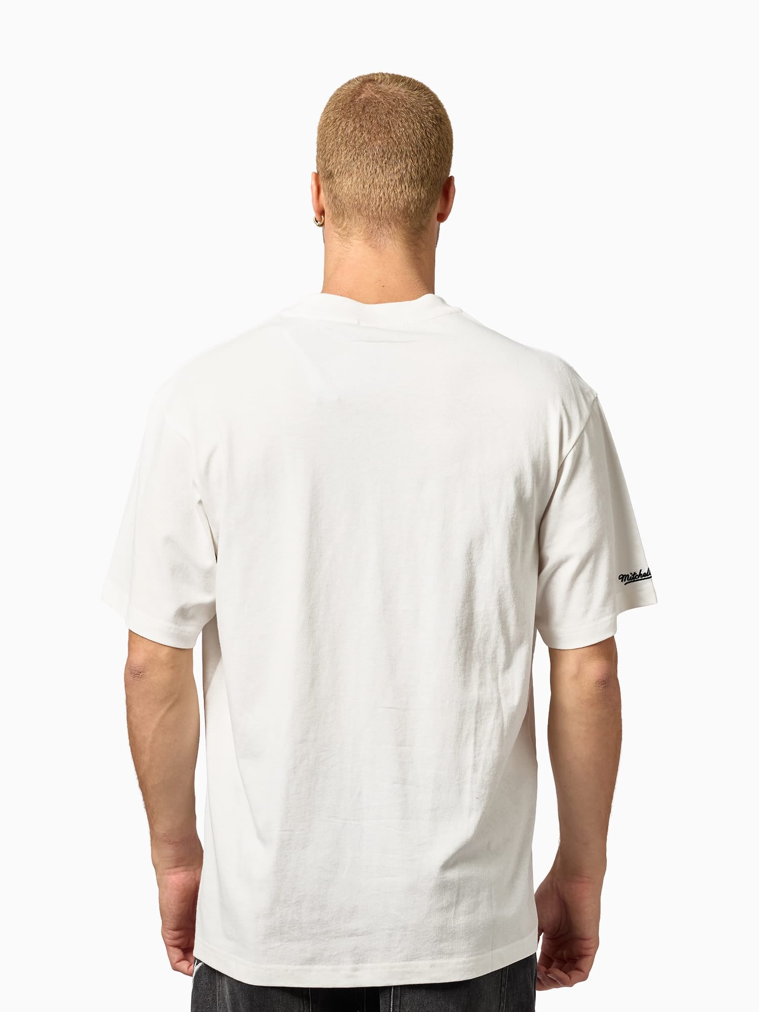 Mitchell And Ness T-Shirts Derrick Rose Chicago Bulls Mitchell & Ness NBA Lay Up Vintage T-Shirt - Vintage White