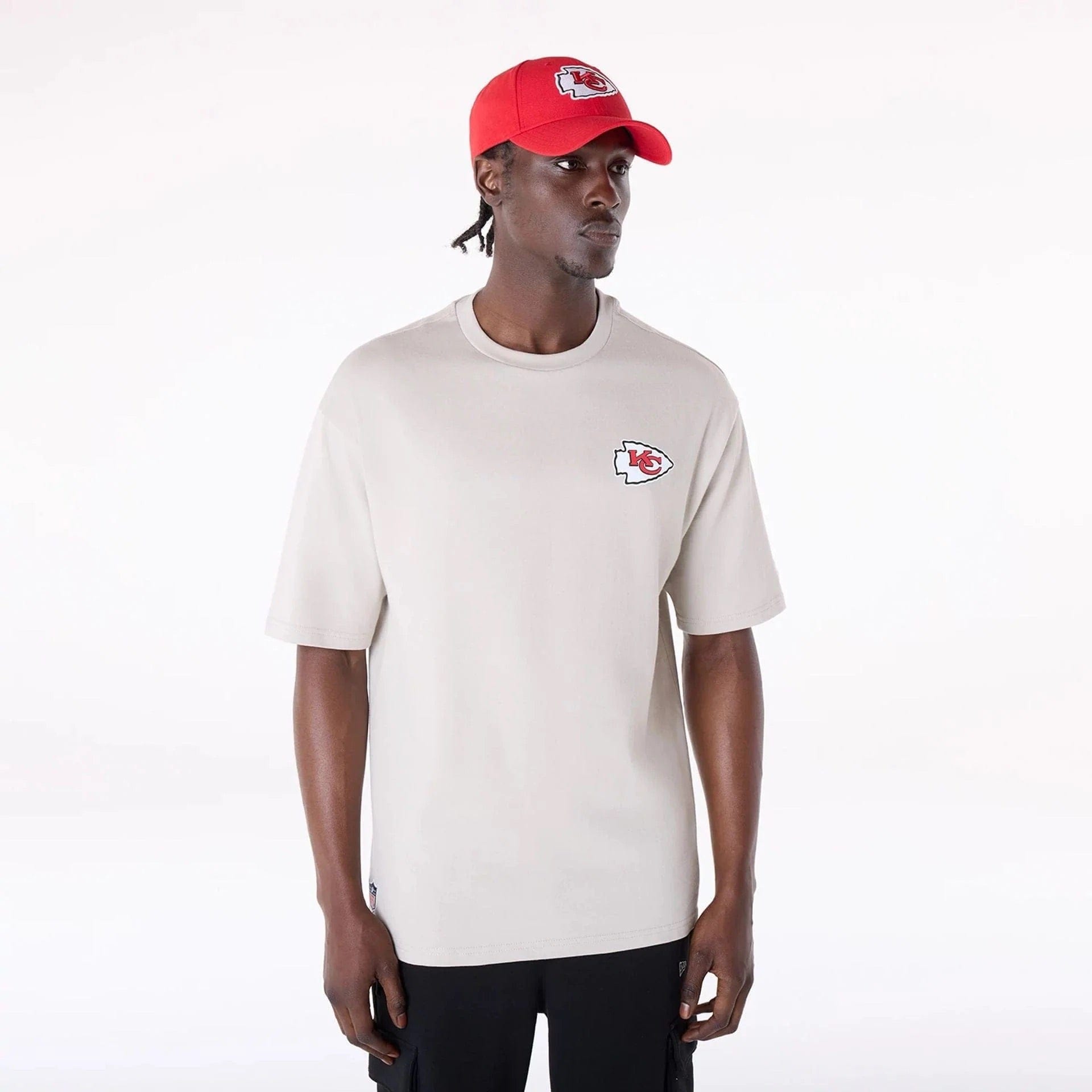 New Era T-Shirts Kansas City Chiefs New Era NFL Graphic Hit Oversized T-Shirt - Stone