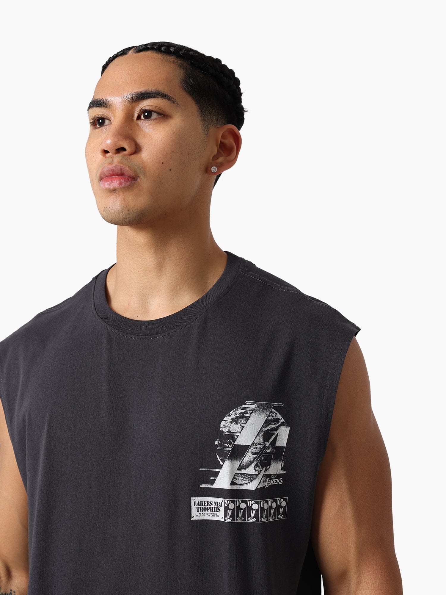 Mitchell And Ness T-Shirts Los Angeles Lakers Mitchell & Ness NBA Champs Chrome Muscle T-Shirt - Washed Black