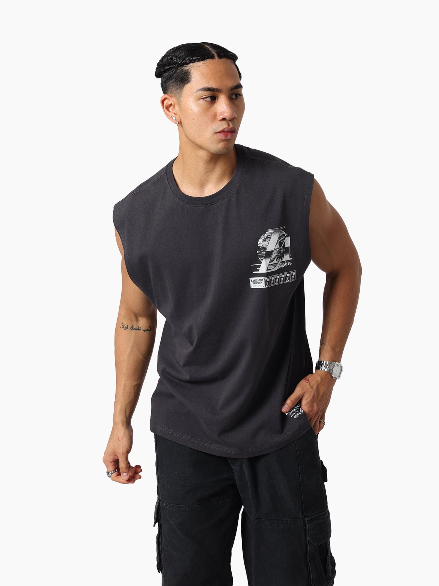 Mitchell And Ness T-Shirts Los Angeles Lakers Mitchell & Ness NBA Champs Chrome Muscle T-Shirt - Washed Black