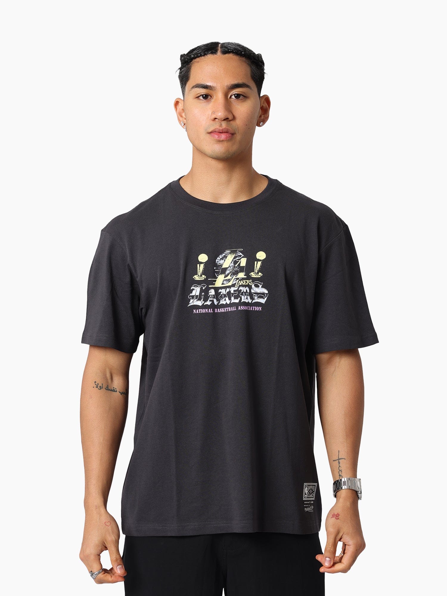 Mitchell And Ness T-Shirts Los Angeles Lakers Mitchell & Ness NBA Champs Chrome Vintage T-Shirt - Washed Black