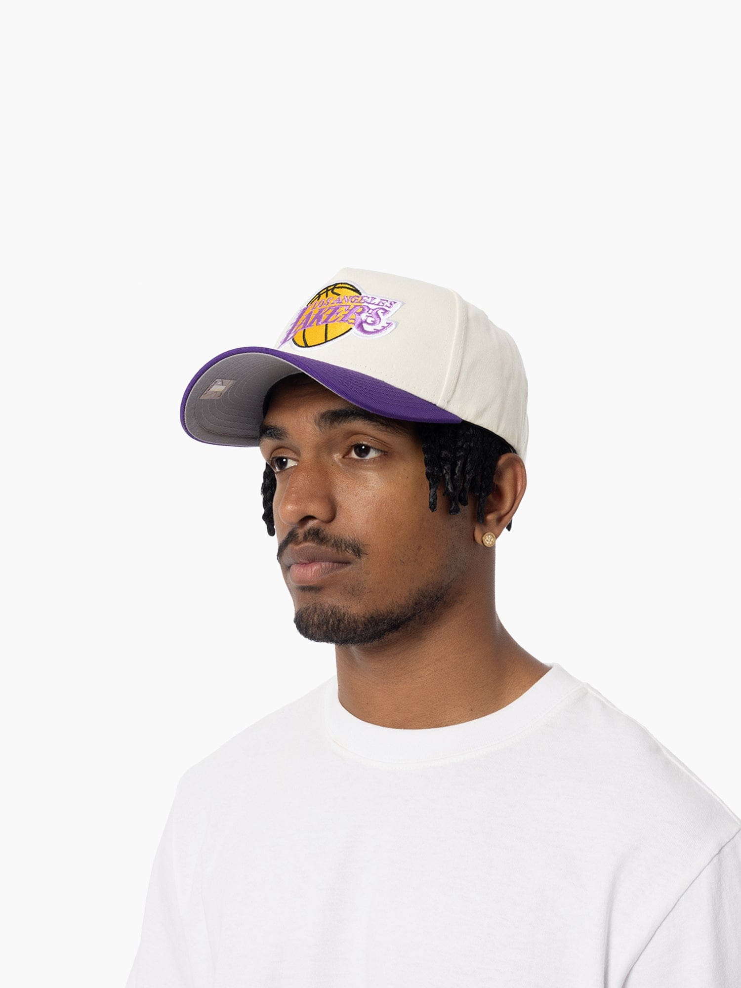 Mitchell And Ness Caps Los Angeles Lakers Mitchell & Ness NBA HWC 2T Pro Pinch Snapback Hat - Cream