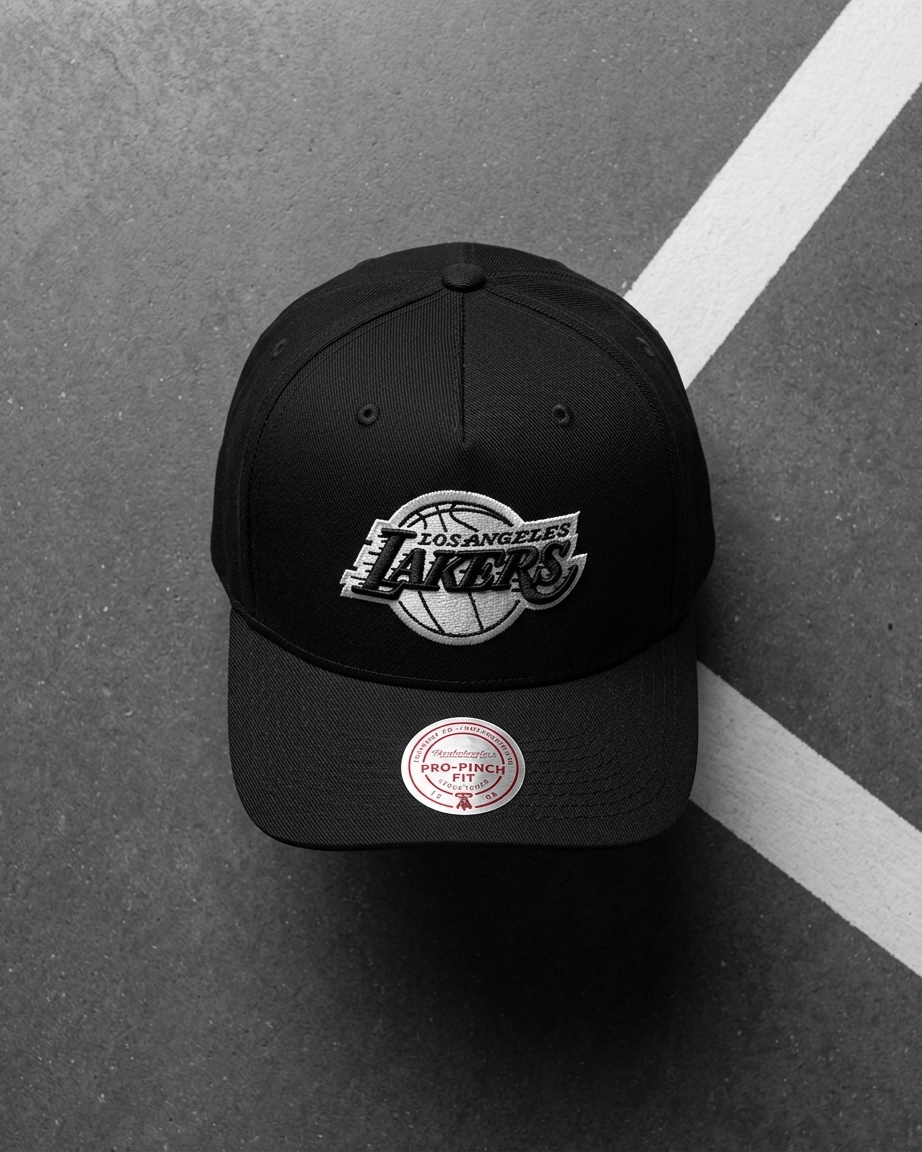 Mitchell And Ness Caps OSFM Los Angeles Lakers Mitchell & Ness NBA Mono Pro Pinch Snapback Hat - Black