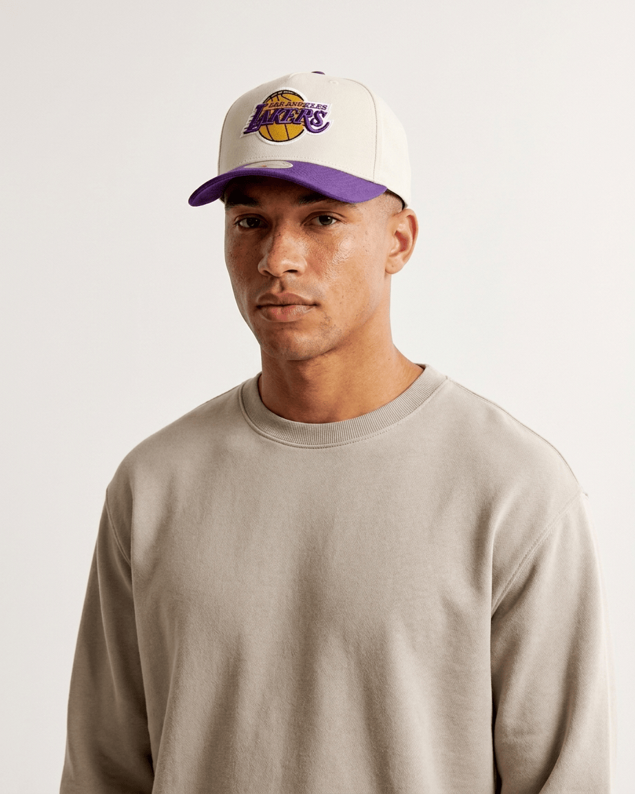 Mitchell And Ness Caps OSFM Los Angeles Lakers Mitchell & Ness NBA Team Pro Pinch Snapback Hat - Chrome