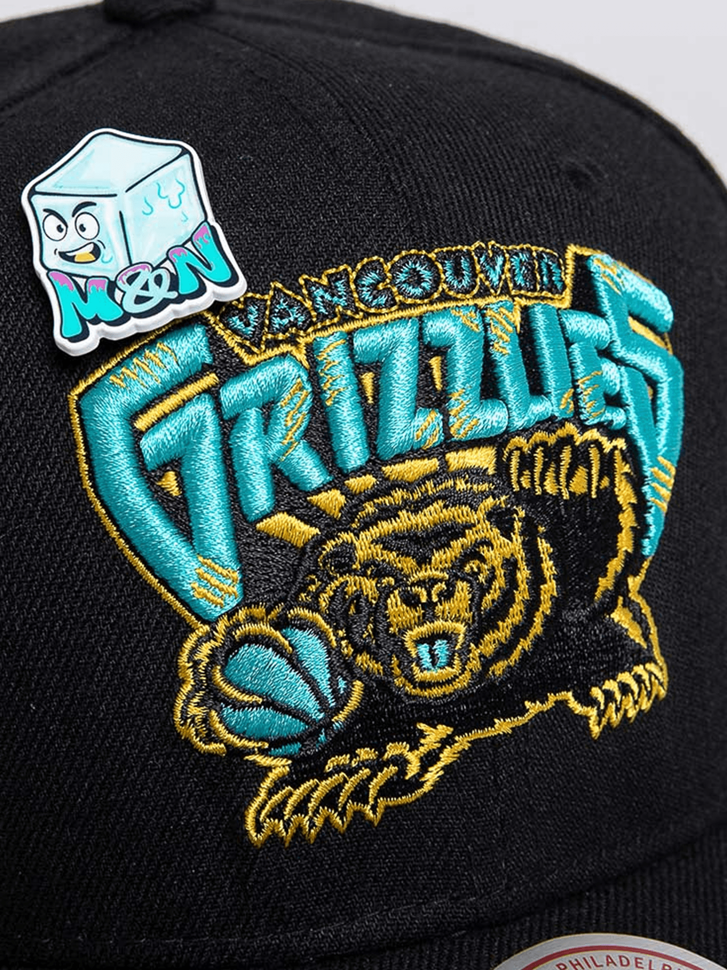 Mitchell And Ness Caps Memphis Grizzlies Mitchell & Ness NBA Ice Cold Pro Crown Snapback Hat - Black
