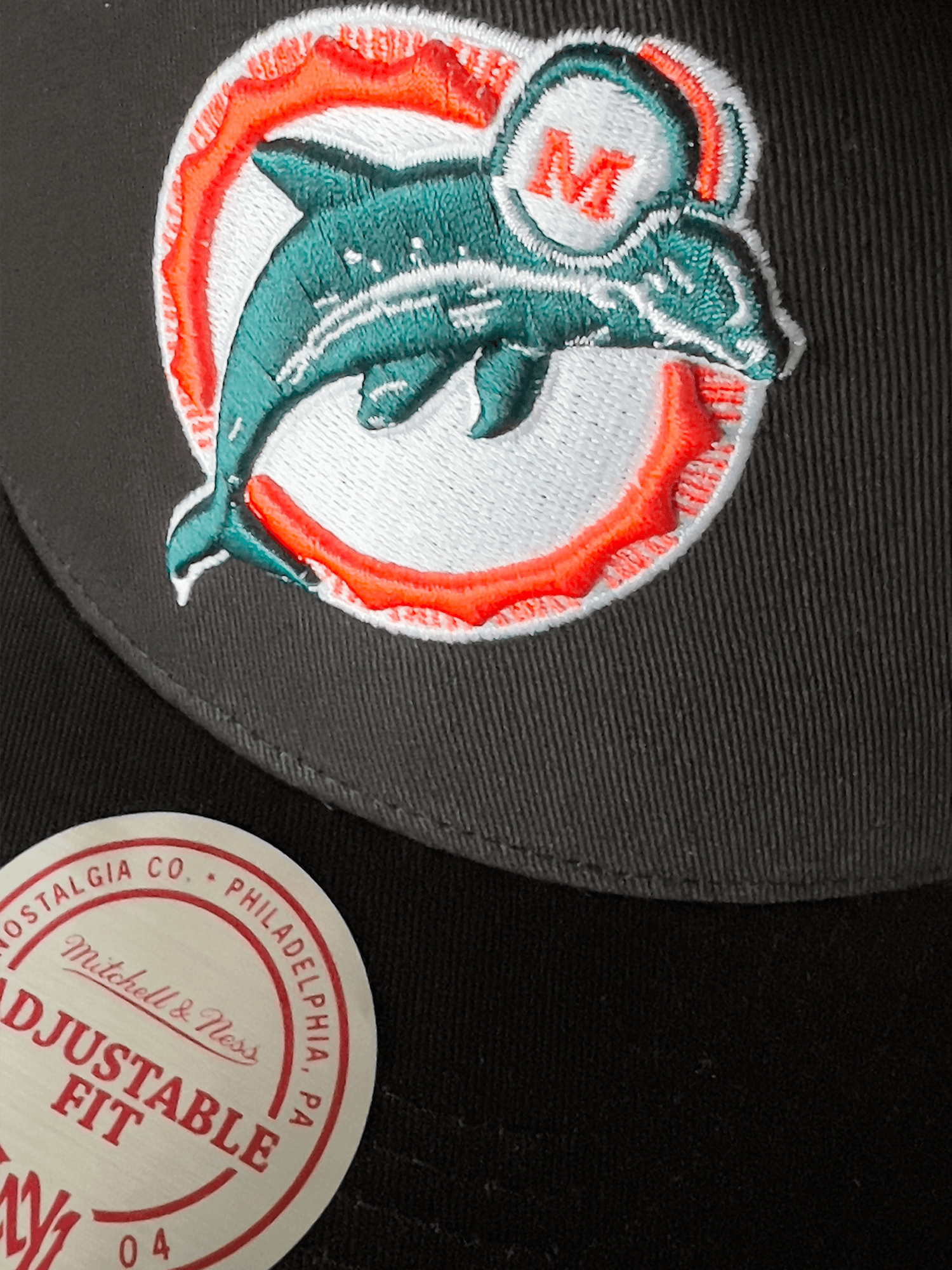 Mitchell And Ness Caps Miami Dolphins Mitchell & Ness NFL Throwback MVP Snapback Hat - Black