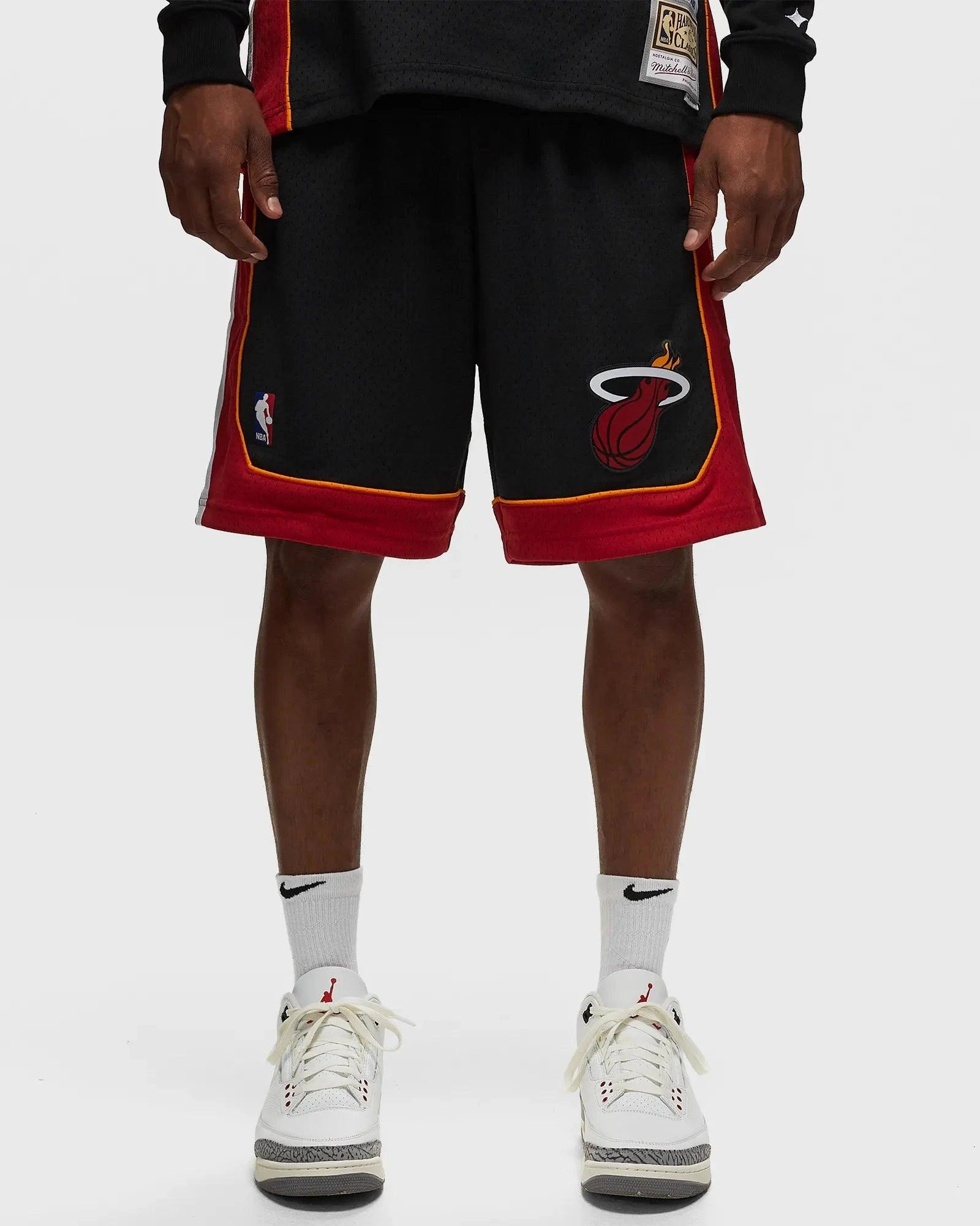 Mitchell And Ness Shorts Miami Heat Mitchell & Ness NBA 12-13 Swingman Shorts - Black