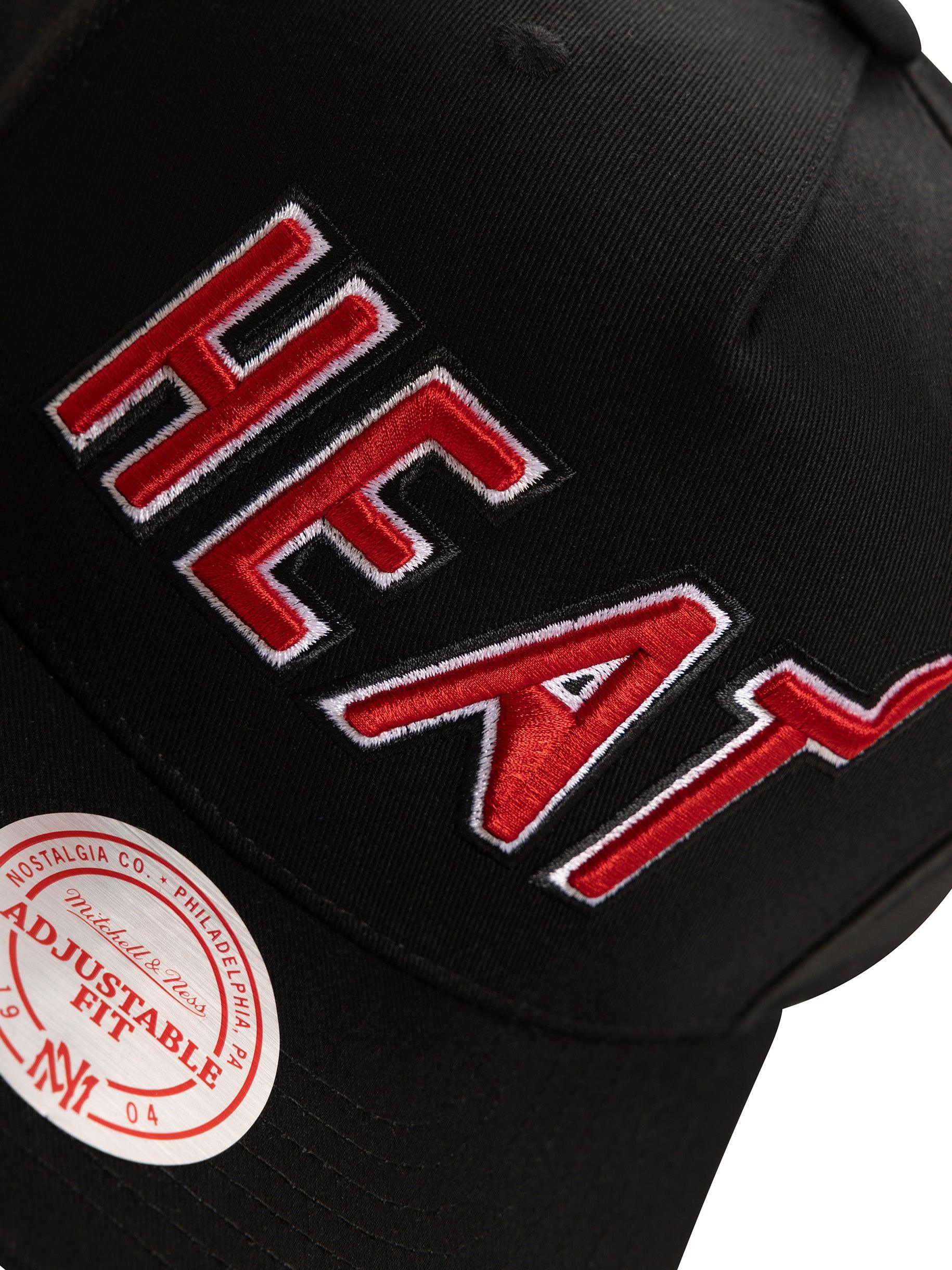 Mitchell And Ness Caps Miami Heat Mitchell & Ness NBA HWC Wordmark MVP Snapback Hat - Black