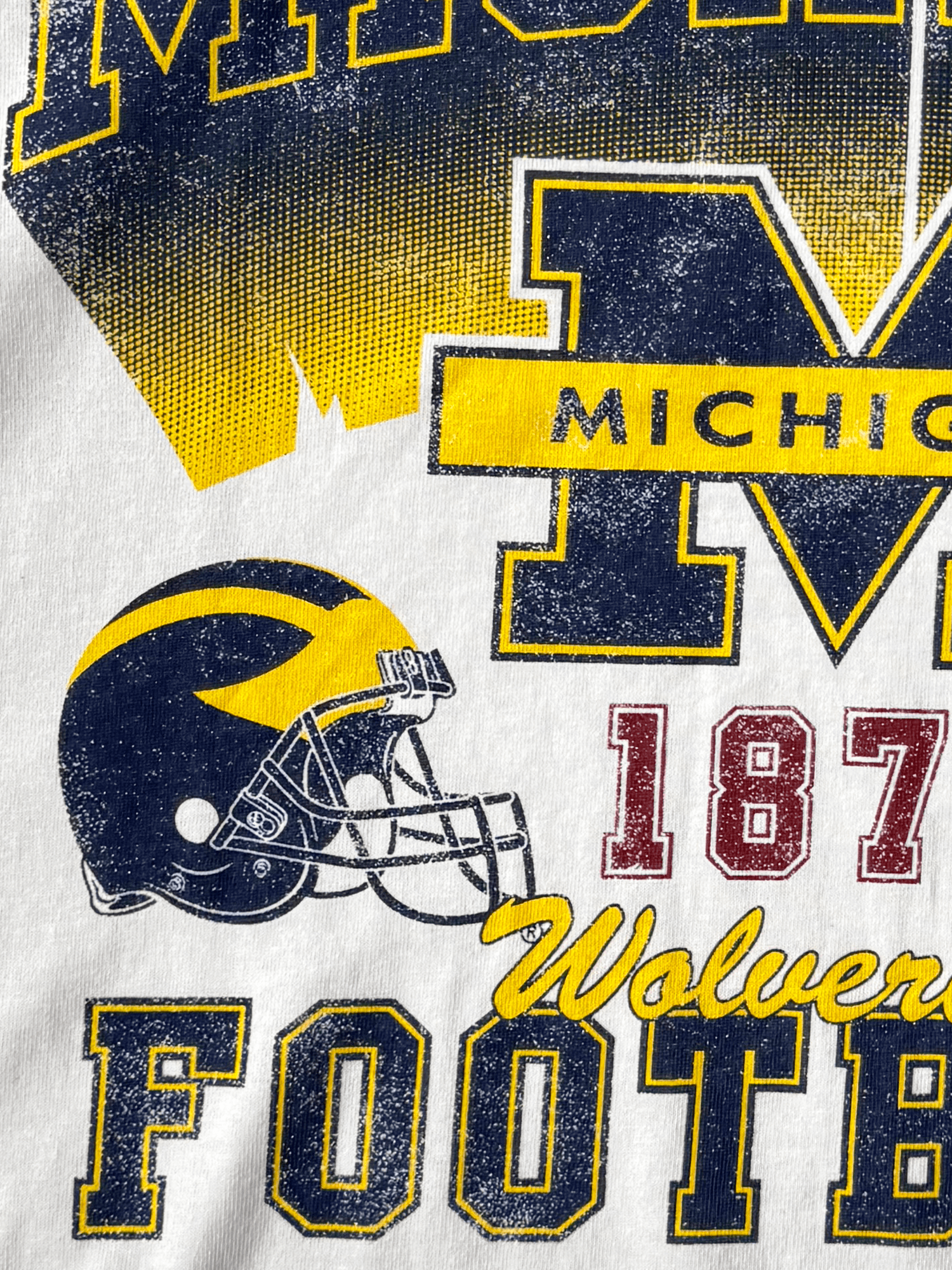 Mitchell And Ness T-Shirts Michigan Wolverines Mitchell & Ness NCAA Champs Arch Vintage T-Shirt - Vintage White