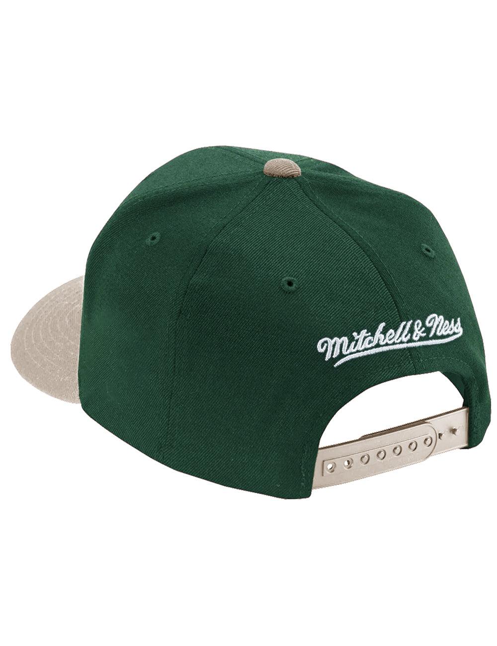 Mitchell And Ness Caps Milwaukee Bucks Mitchell & Ness NBA Headline Arch Classic Red Snapback Hat