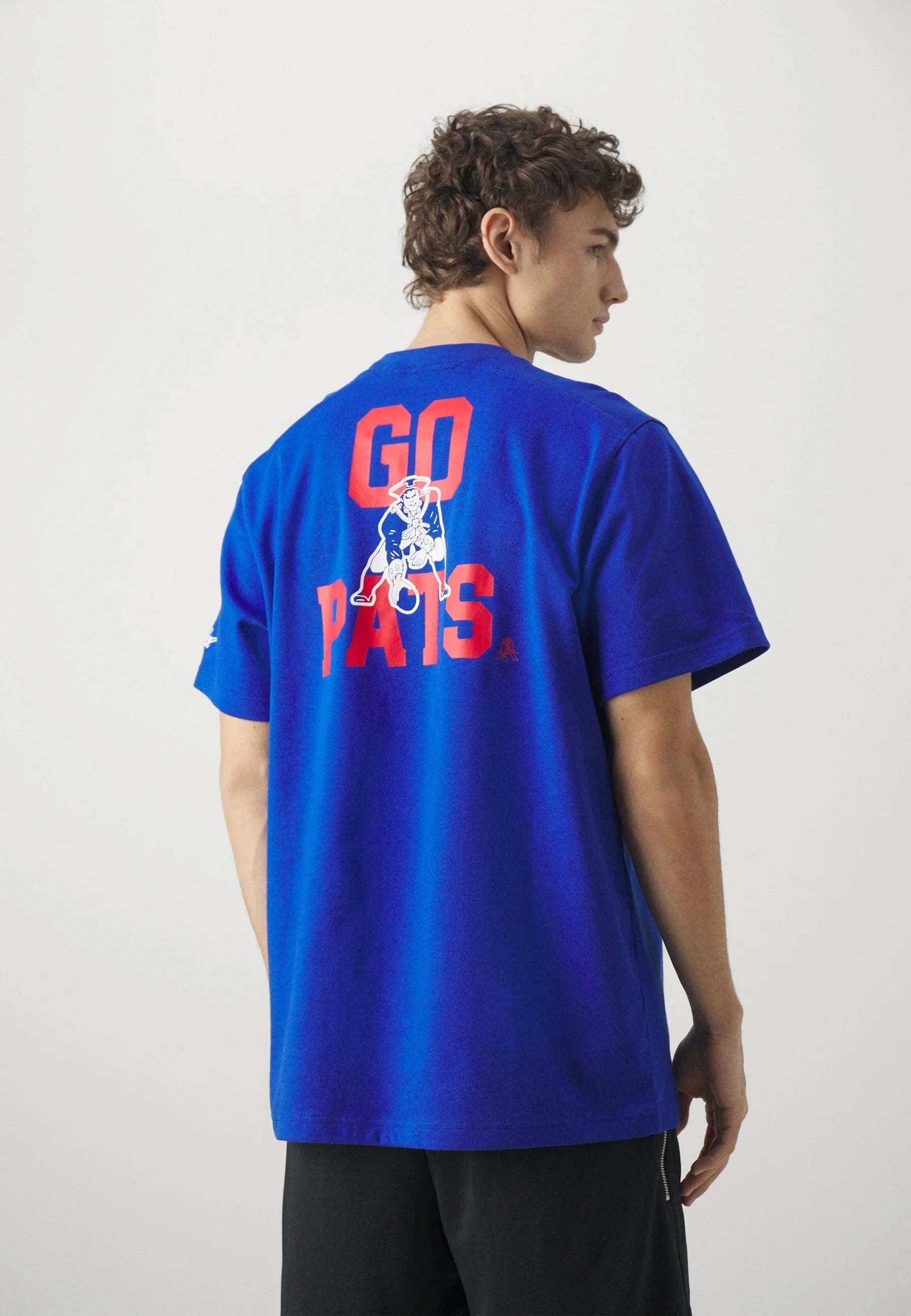Nike T-Shirts New England Patriots Nike NFL Rewind Oversized Heavyweight T-Shirt - Blue