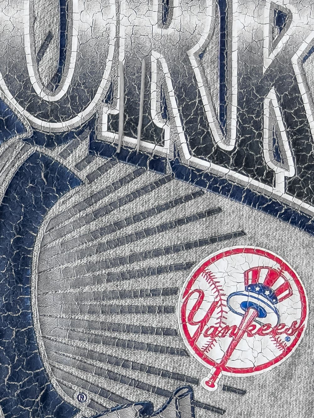 New Era Jumpers New York Yankees New Era MLB Gradient Arch Hoodie Jumper - Grey