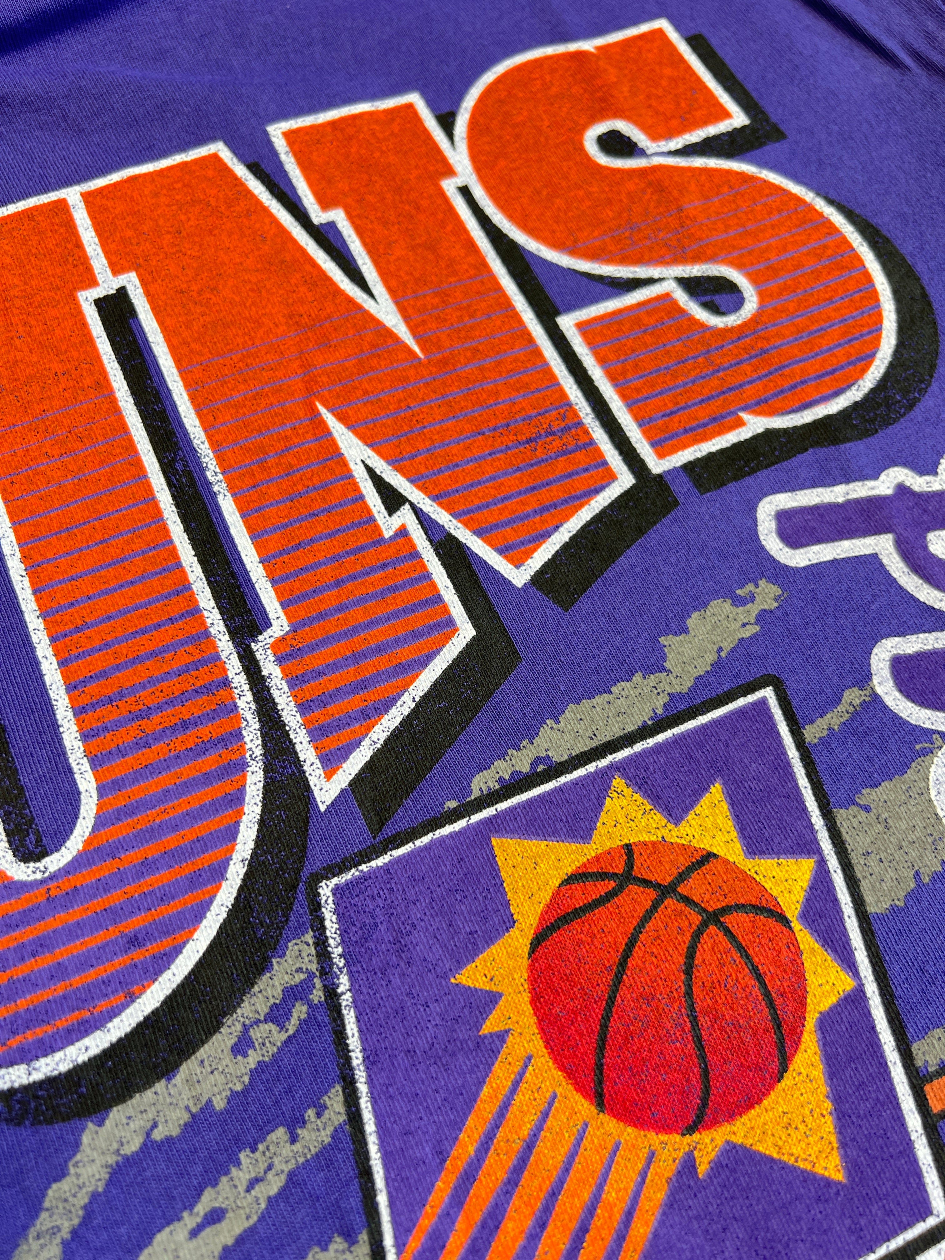 Mitchell And Ness T-Shirts Phoenix Suns Mitchell & Ness NBA Basketed Vintage T-Shirt - Suns Purple