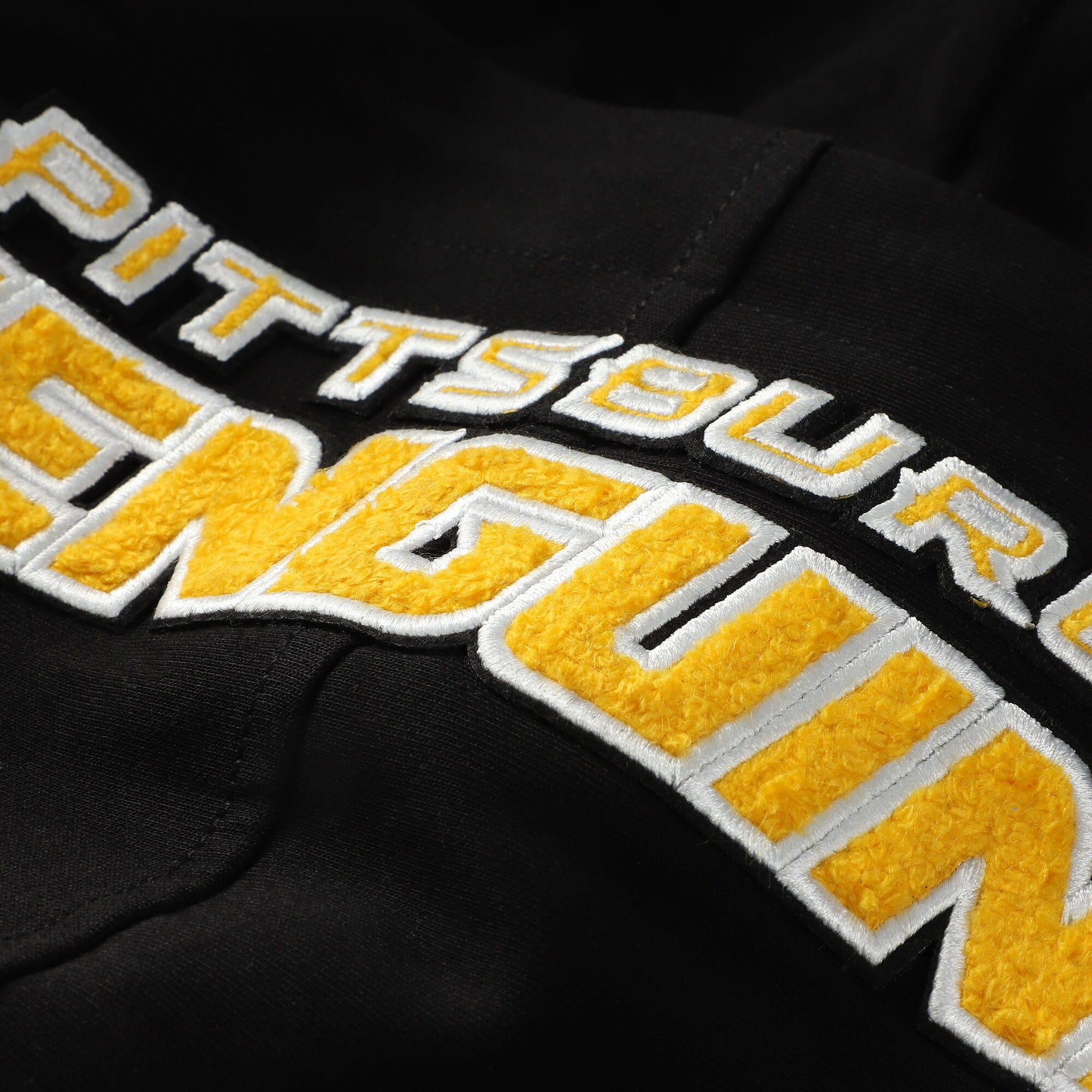 Pro Standard Jumpers Pittsburgh Penguins Pro Standard NHL Chenille Flex Hoodie Jumper - Black