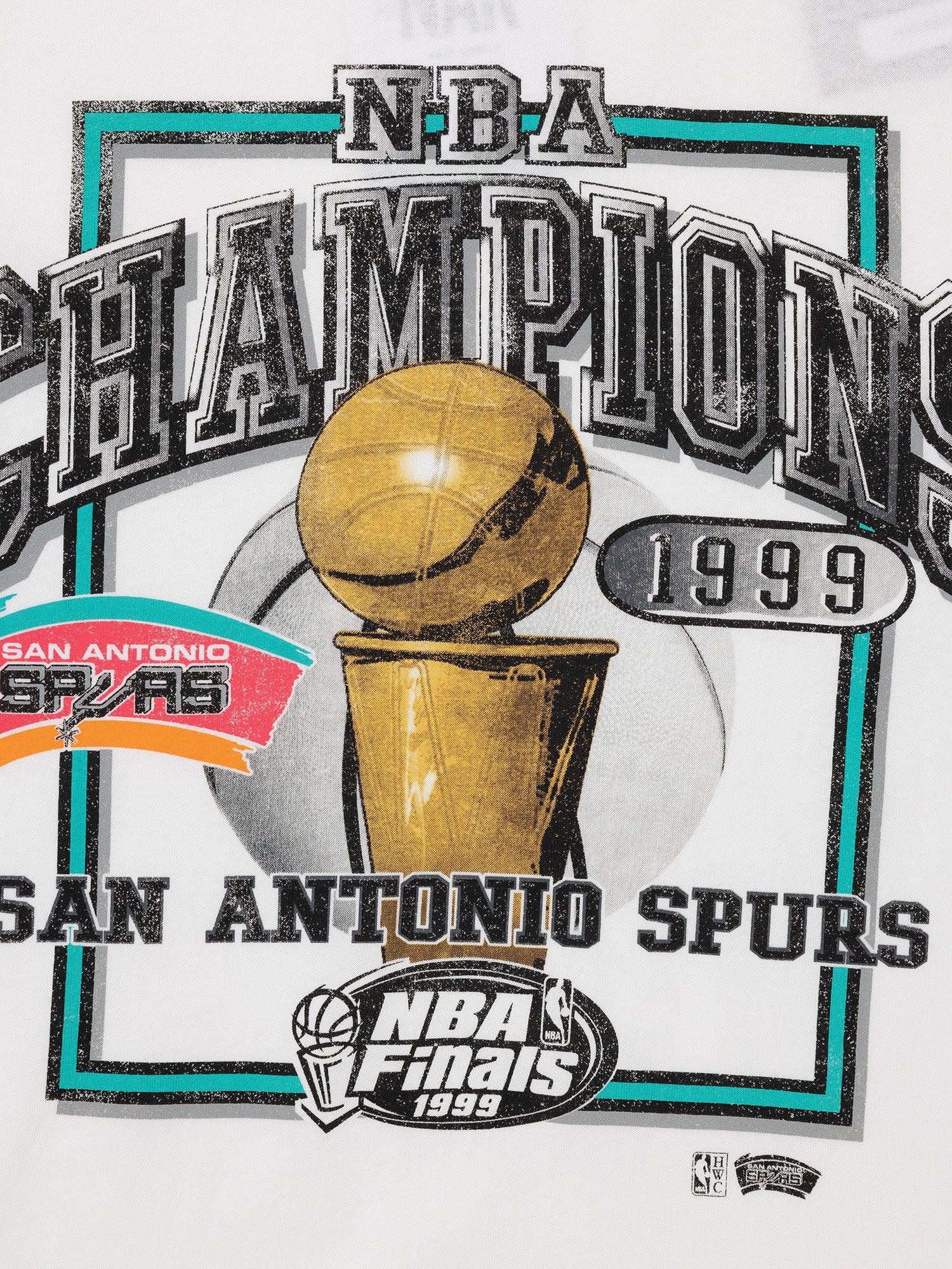 Mitchell And Ness T-Shirts San Antonio Spurs Mitchell & Ness NBA 99 Champs Vintage T-Shirt - Vintage White