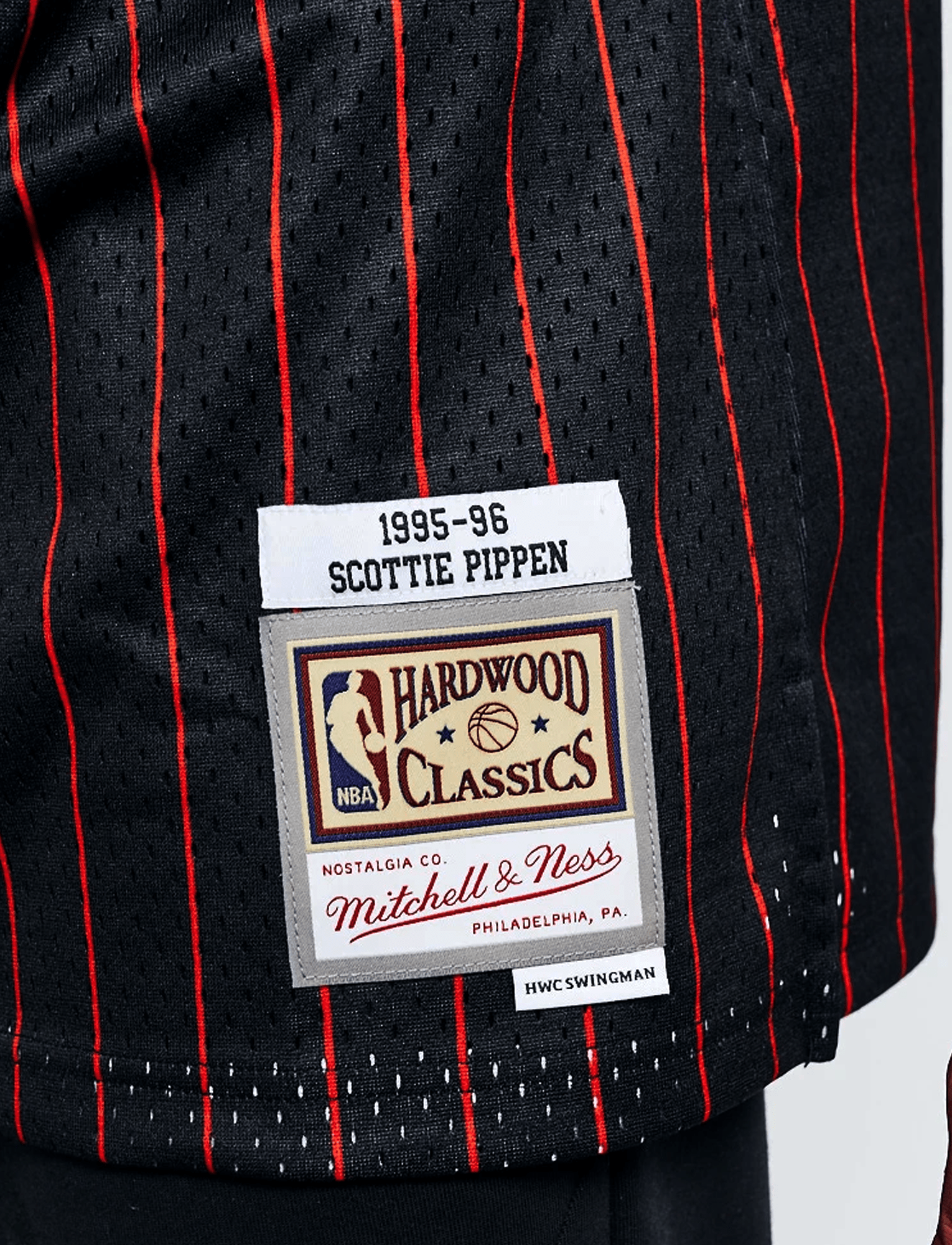Mitchell And Ness Jerseys Scottie Pippen Chicago Bulls Mitchell & Ness NBA 95-96 Alt Swingman Jersey - Black