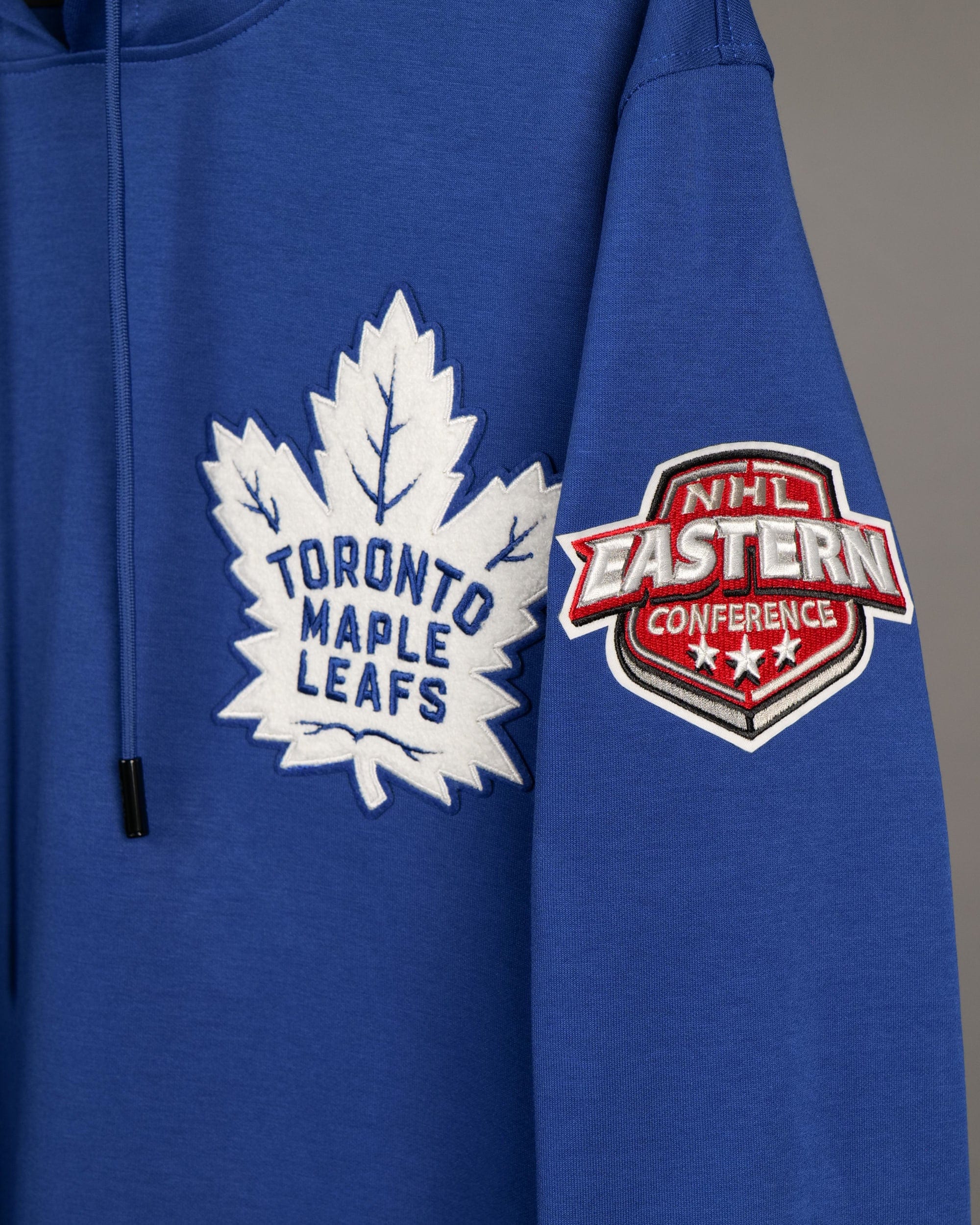 Pro Standard Jumpers Toronto Maple Leafs Pro Standard NHL Team Chenille Hoodie Jumper - Blue