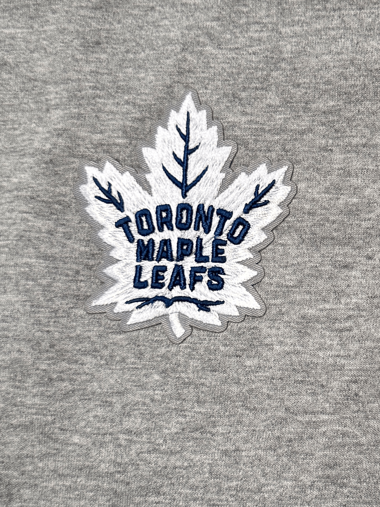 Pro Standard T-Shirts Toronto Maple Leafs Pro Standard NHL Team Icon Flex T-Shirt - Heather Grey
