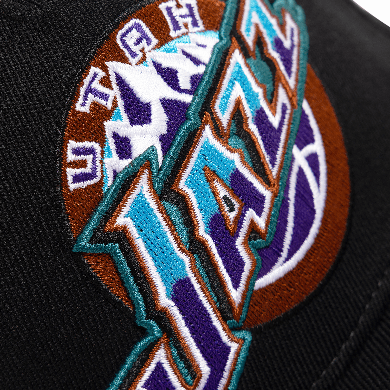 Mitchell And Ness Caps Utah Jazz Mitchell & Ness NBA HWC Classic Red Snapback Hat - Black