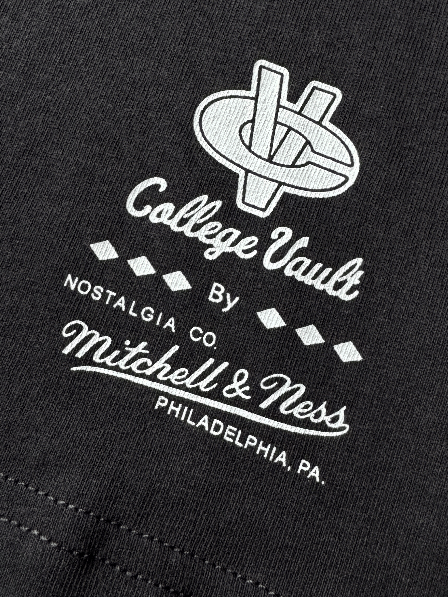 LSU Tigers Mitchell & Ness NCAA Champs Arch Vintage T-Shirt - Washed Black