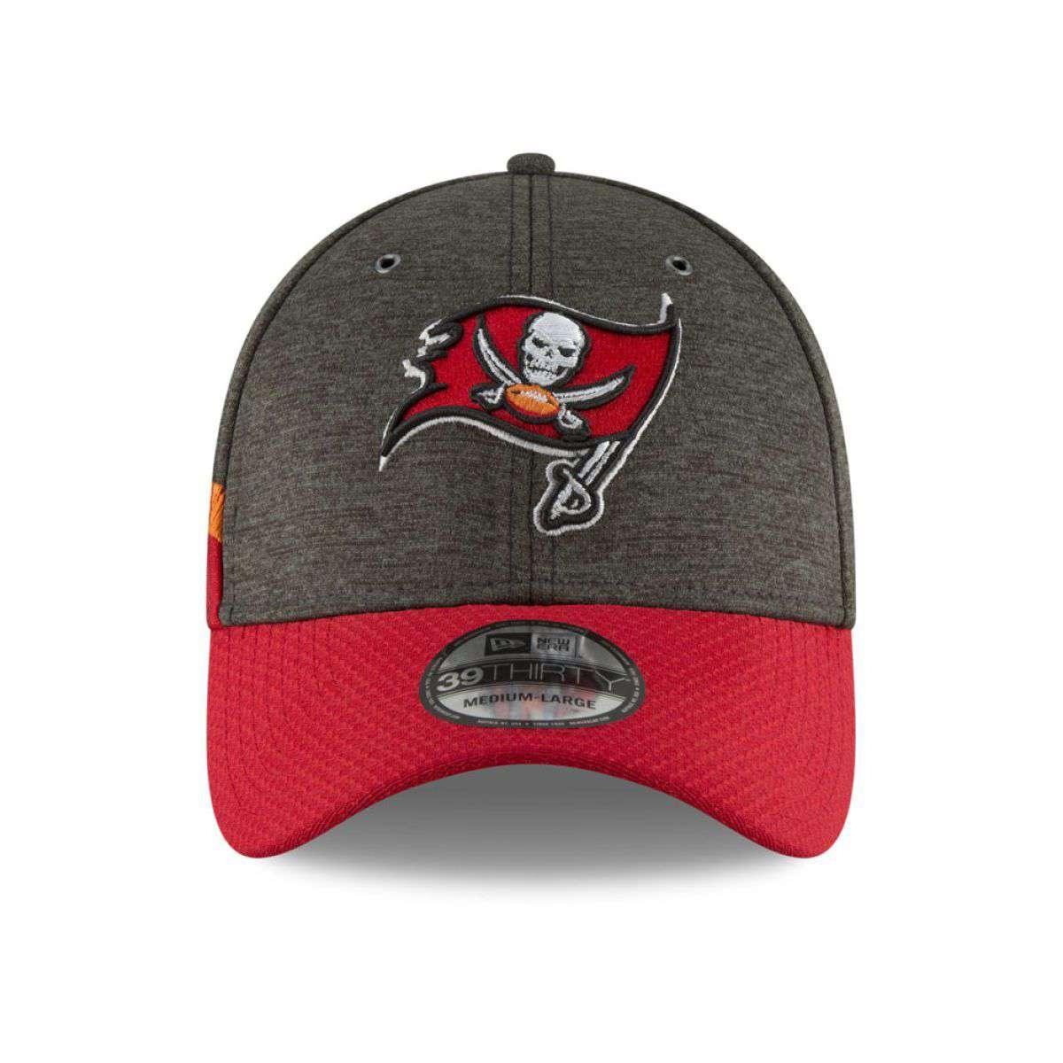 Tampa Bay Buccaneers New Era NFL 2018 Sideline 39THIRTY Stretch-Fit Curved Hat - Black