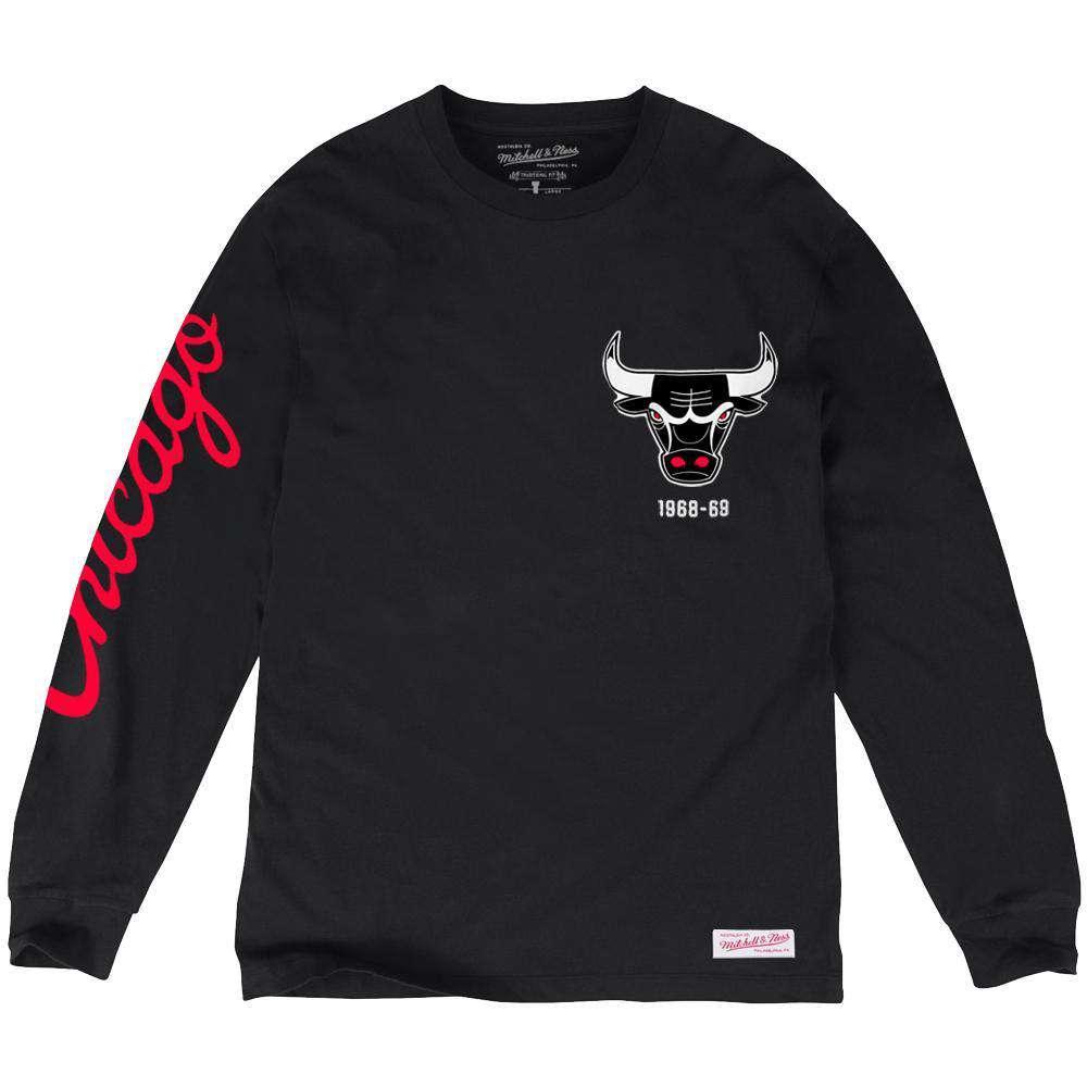 Chicago Bulls Mitchell & Ness NBA Wordmark Long Sleeve T-Shirt - Black