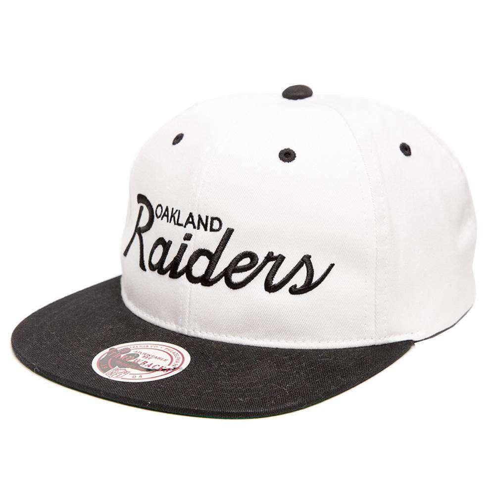 Oakland Raiders Mitchell & Ness NFL Retro Script Snapback Hat - White