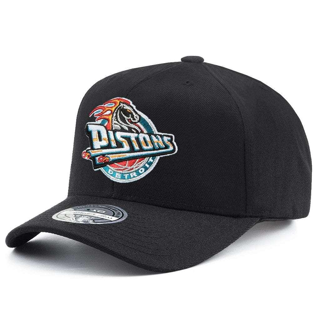 Detroit Pistons Mitchell & Ness NBA HWC Logo 110 Curved Snapback Hat - Black