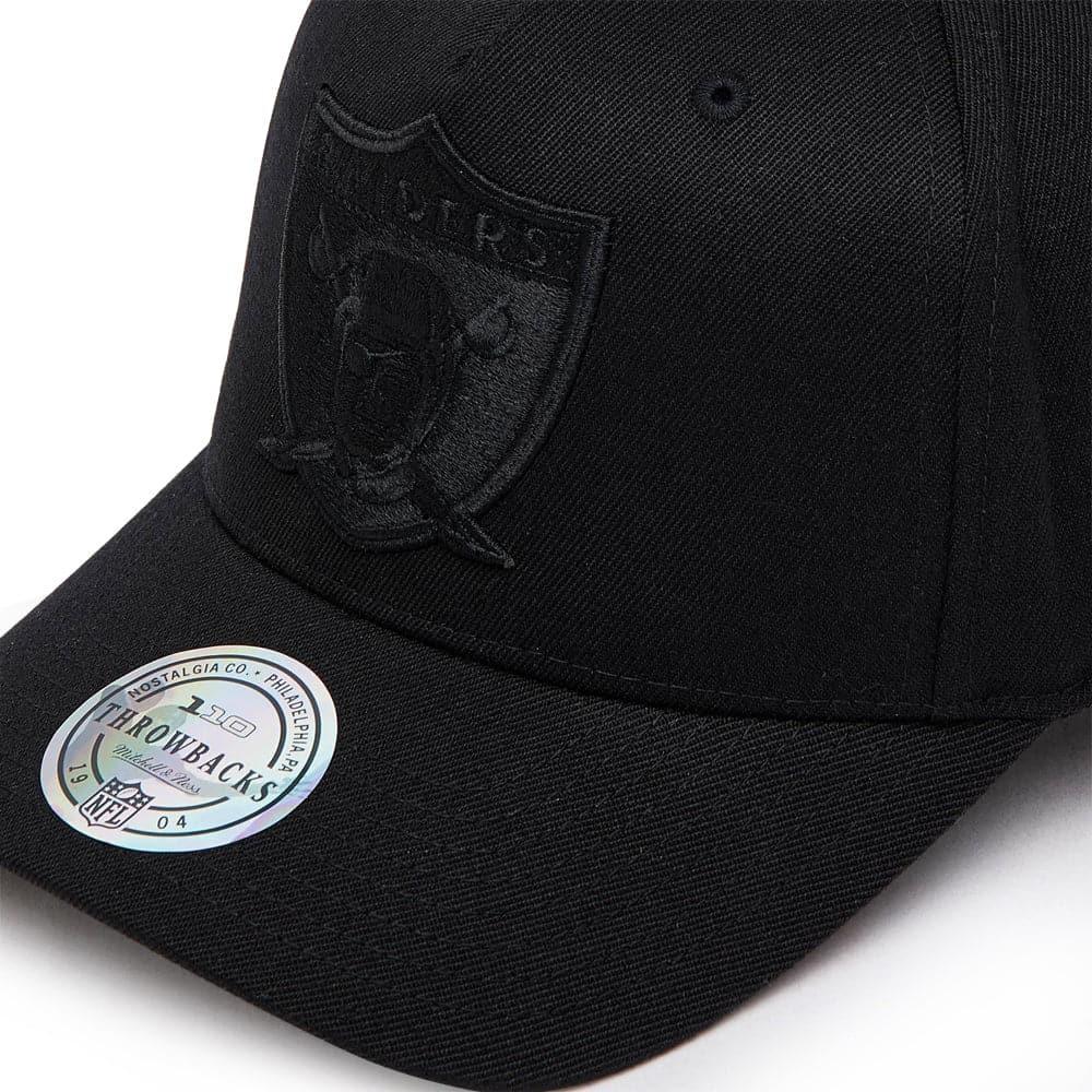 Las Vegas Raiders Mitchell & Ness NFL All Black Throwback 110 Curve Snapback Hat
