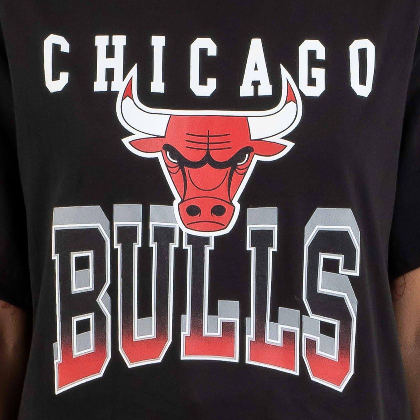 Womens Chicago Bulls NBA Essentials Bridgeport Oversized T-Shirt - Black
