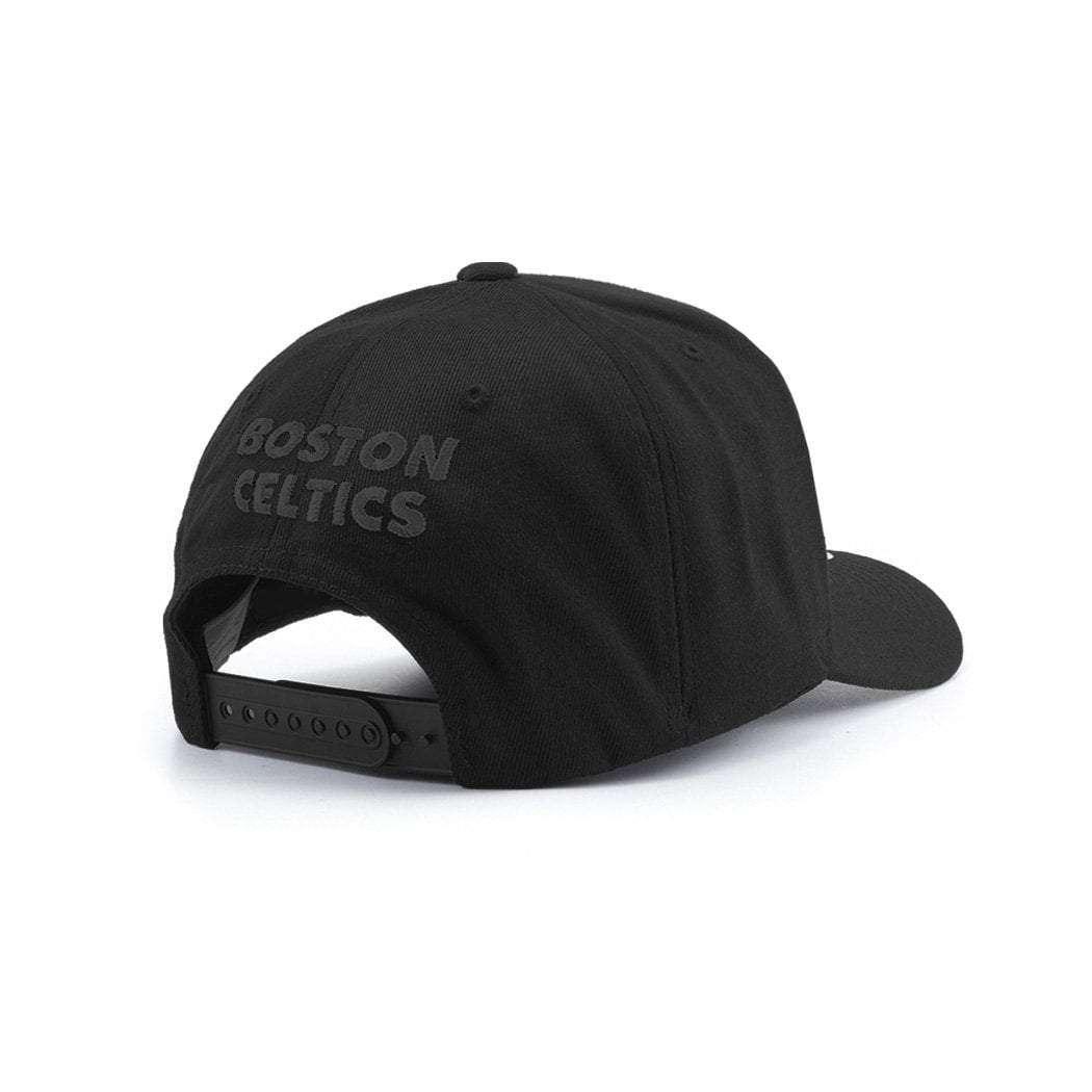 Infants Boston Celtics Outerstuff NBA All Black Pinch Panel Curve Snapback Hat