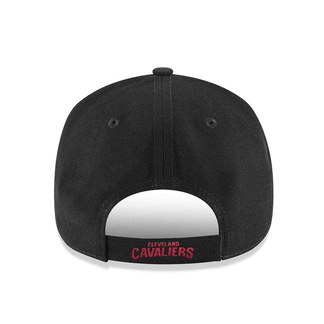 Youths Cleveland Cavaliers Outerstuff NBA Colour Pop Curve Hat - Black