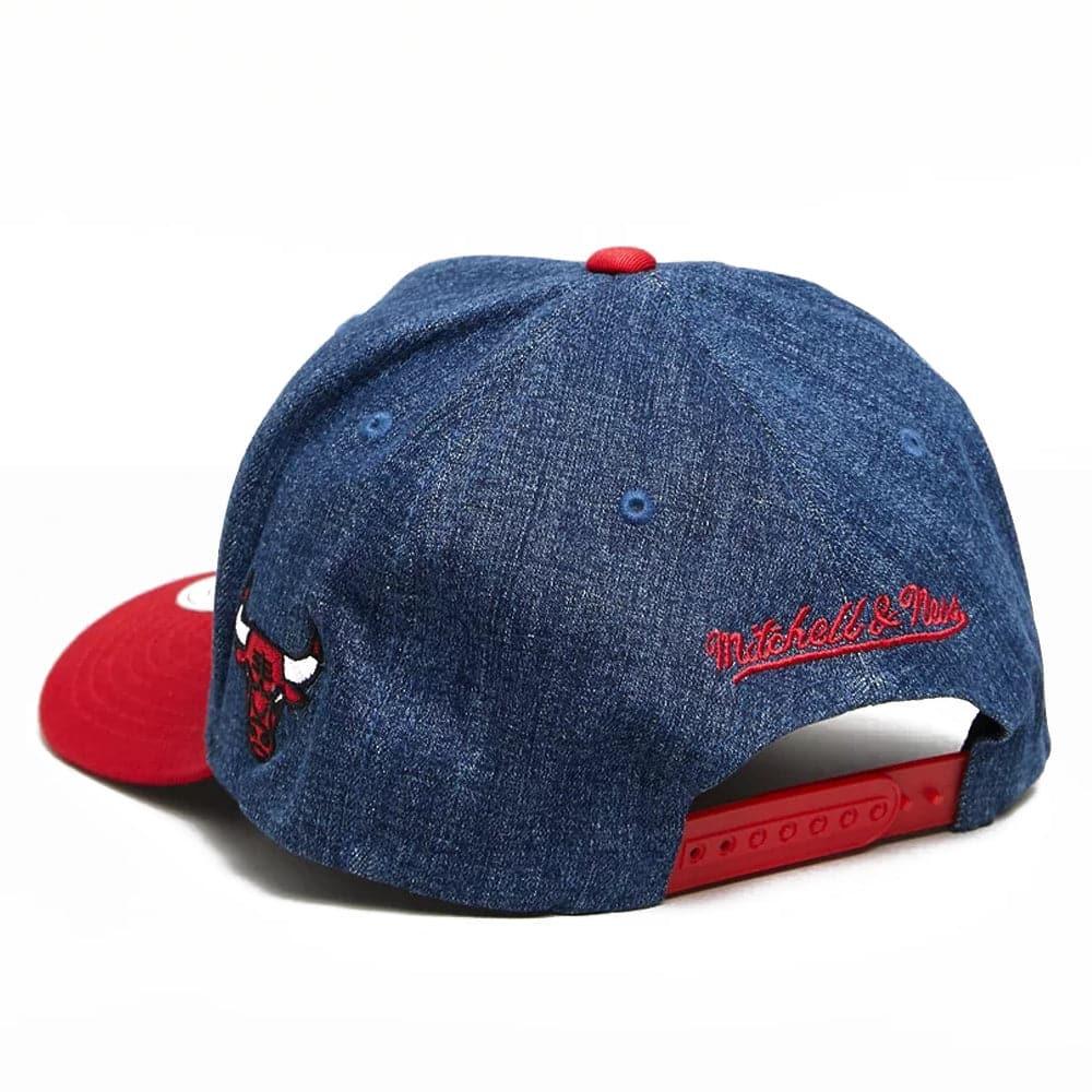 Chicago Bulls Mitchell & Ness NBA Denim Block Script 110 Curve Snapback Hat