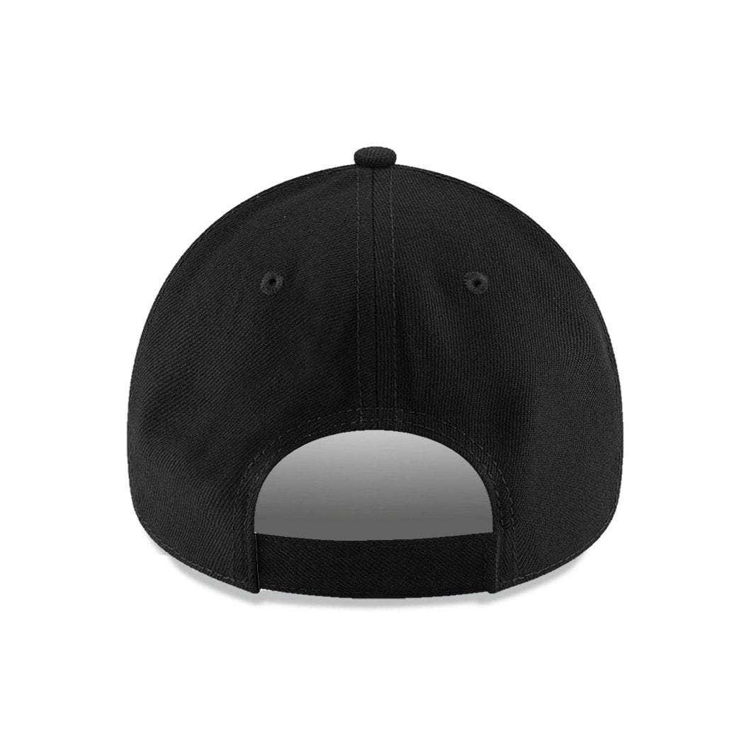Youths New York Knicks New Era NBA Black & White 9FORTY Curve Hat