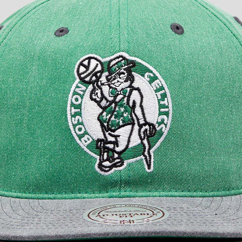 Boston Celtics Mitchell & Ness NBA Game Day Deadstock Snapback Hat - Green