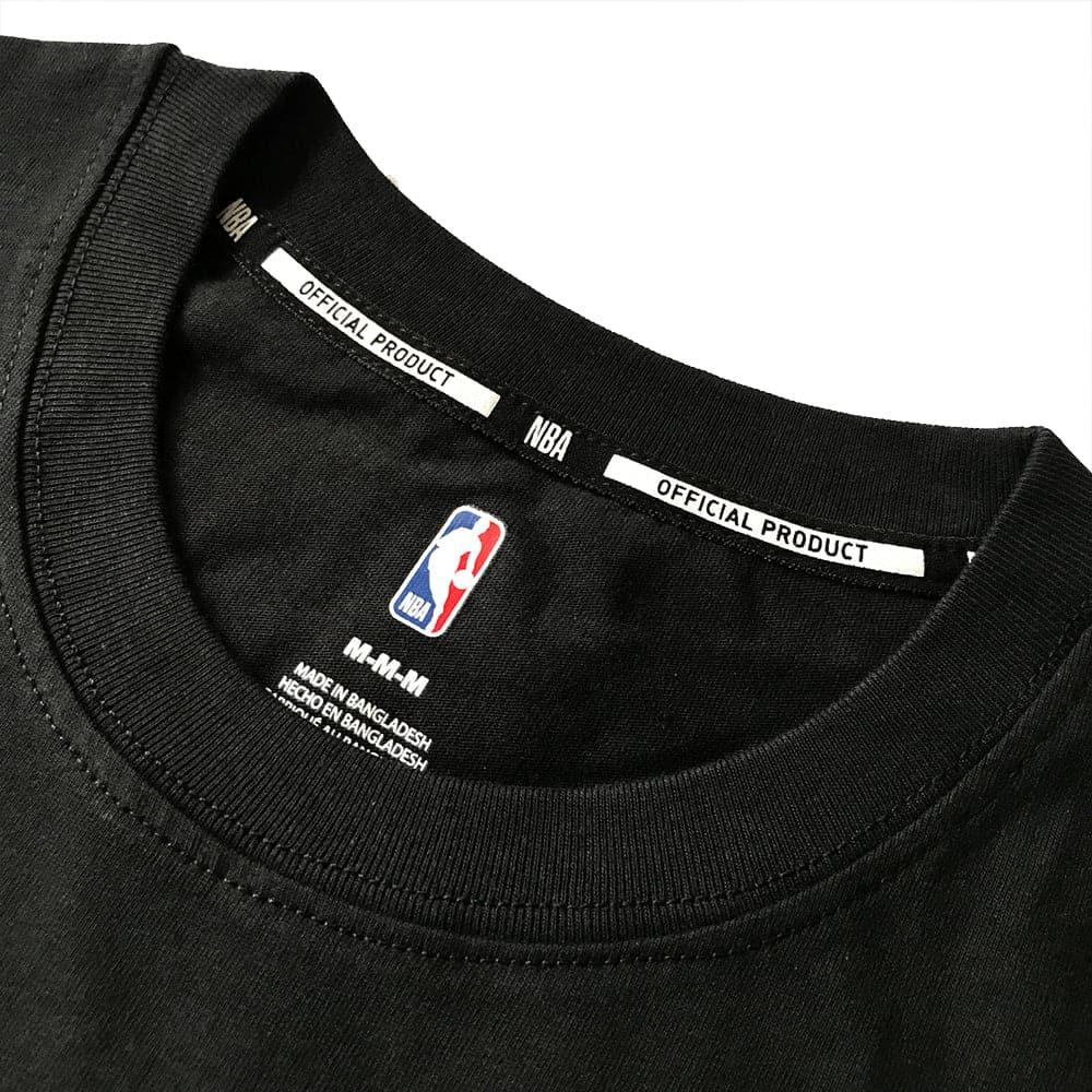 Chicago Bulls Outerstuff NBA Monochrome Logo T-Shirt - Black