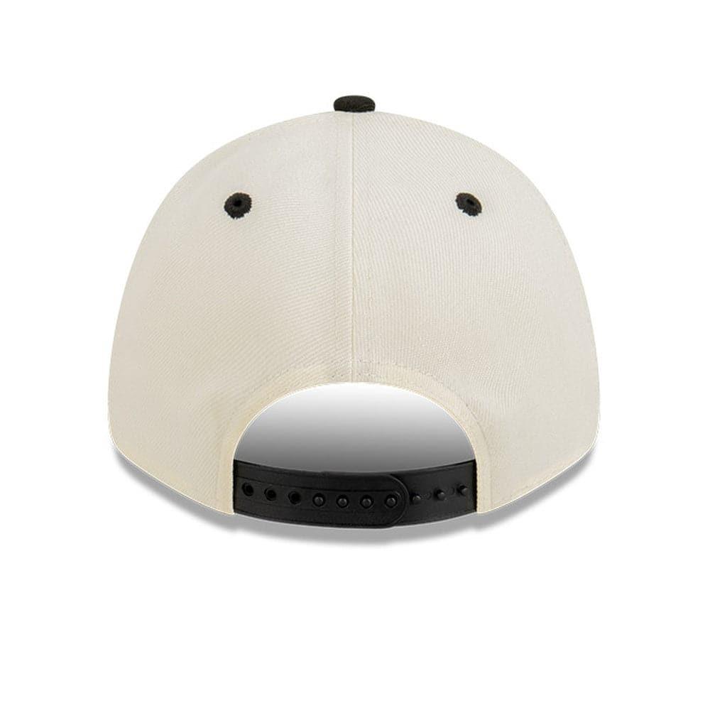 Las Vegas Raiders New Era NFL Script 9FORTY Snapback Hat - Chrome