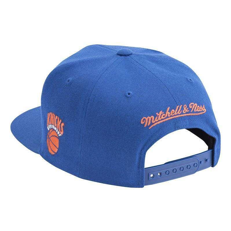 New York Knicks Mitchell & Ness NBA Faded Gothic Snapback Hat - Blue