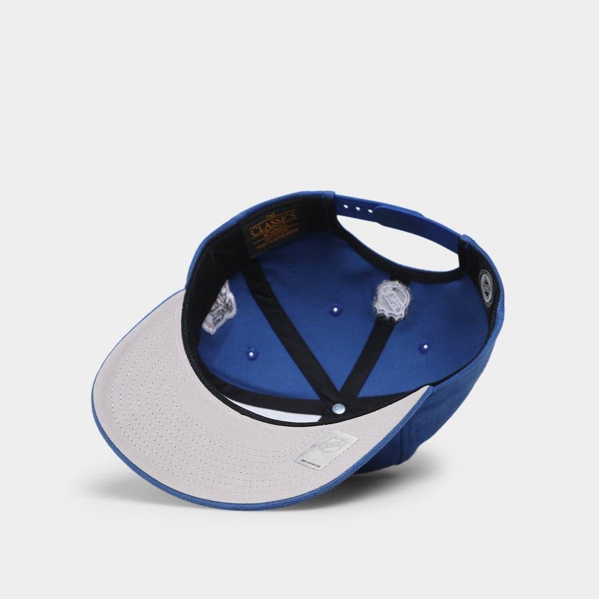 New York Rangers NHL Finals Champs Pre-Curved Brushed Deadstock Snapback Hat - Blue
