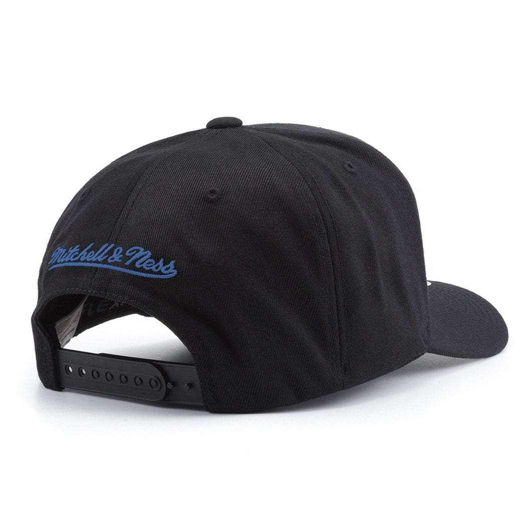 Utah Jazz Mitchell & Ness NBA 110 Logo Curve Snapback Hat - Black