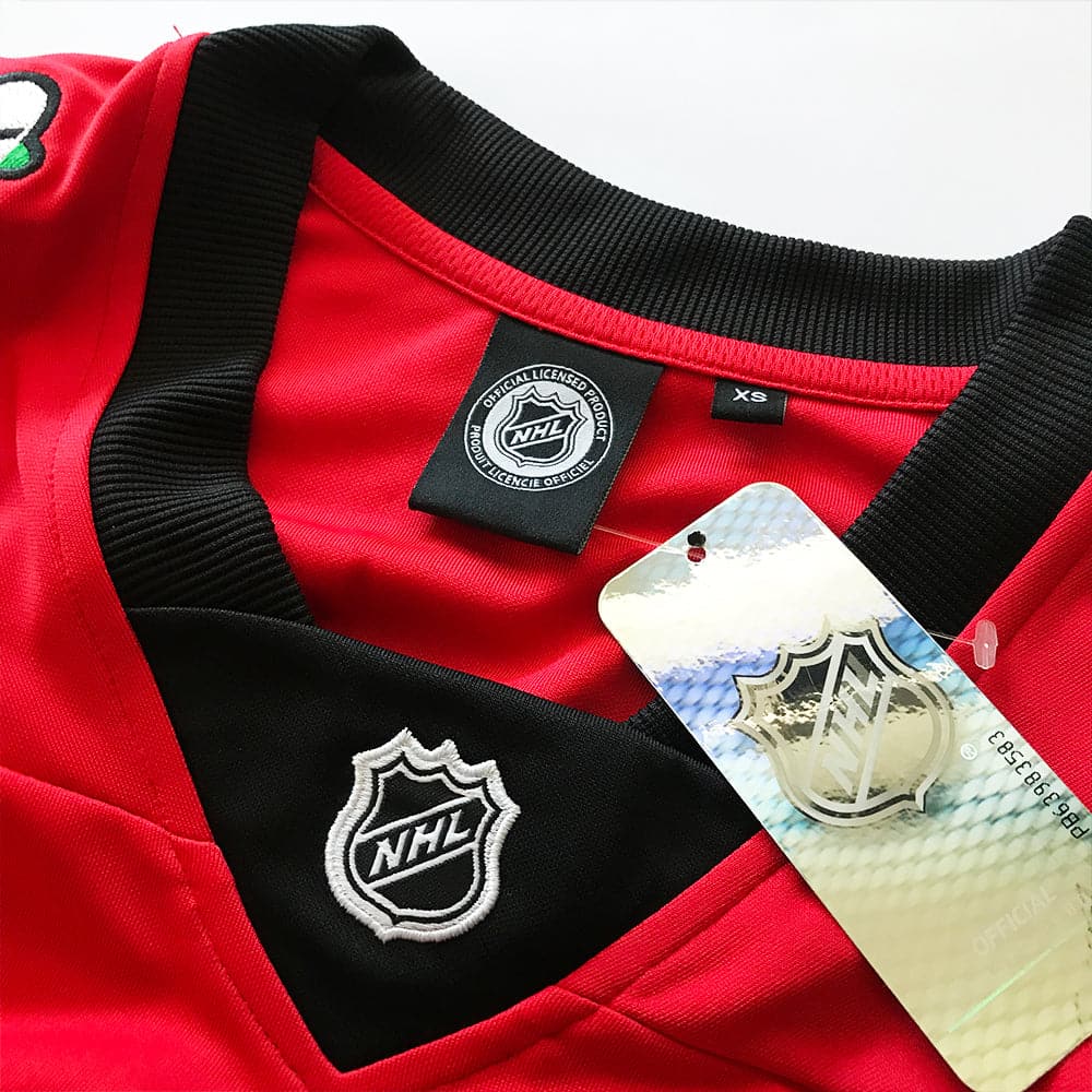 Chicago Blackhawks Majestic NHL Fan Replica Jersey - Red
