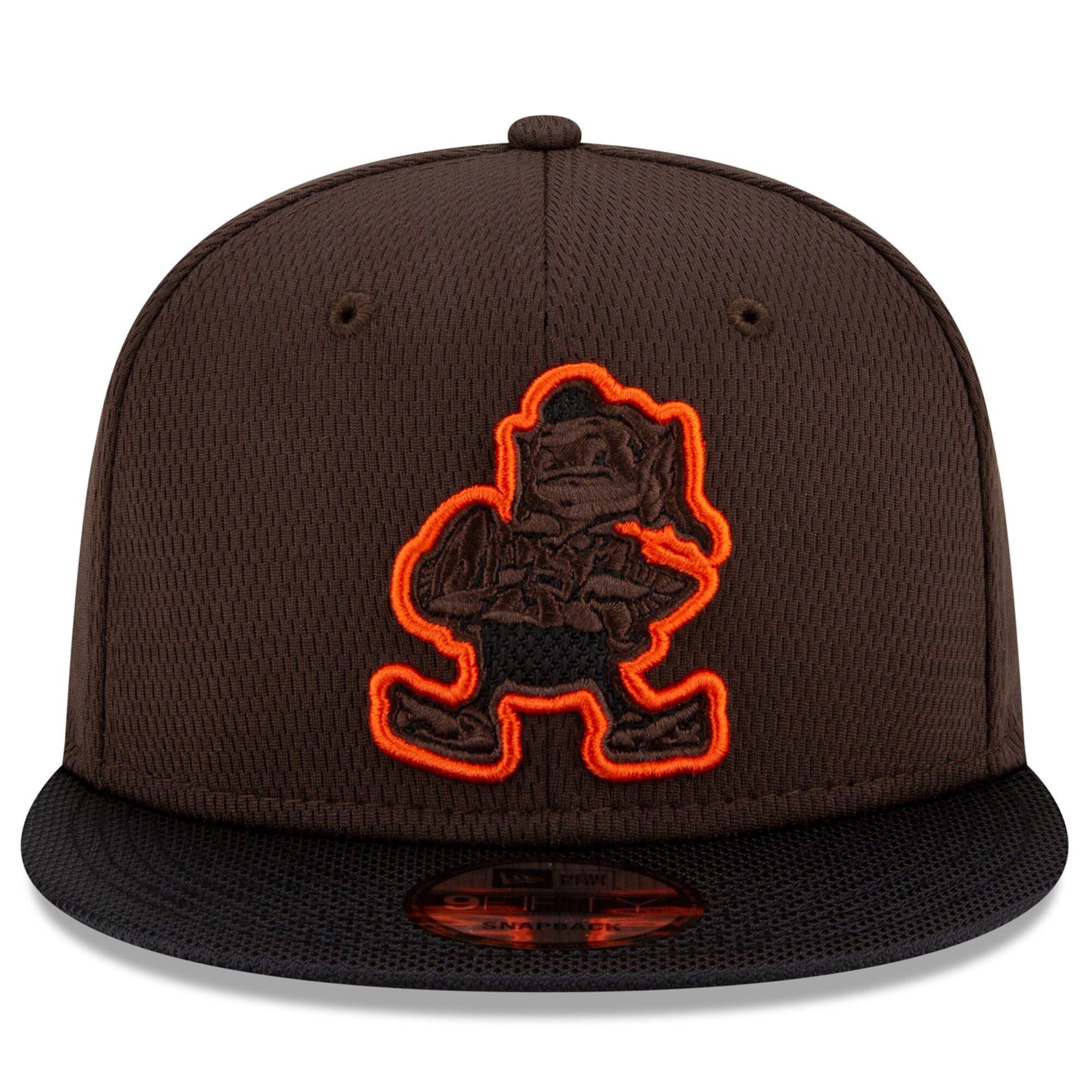 Cleveland Browns New Era NFL 2021 Sideline Road 9FIFTY Snapback Hat - Black