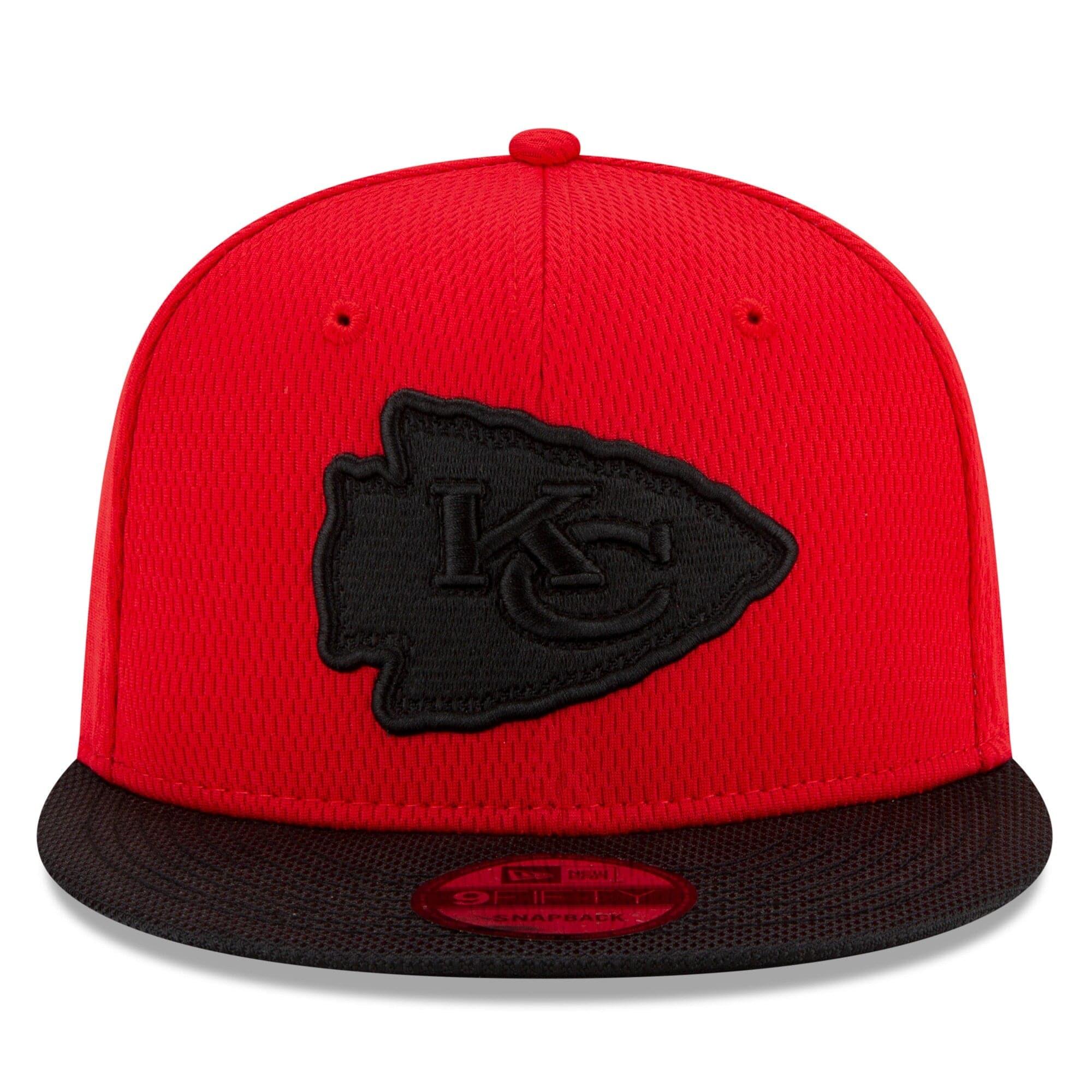 Kansas City Chiefs New Era NFL 2021 Sideline Road 9FIFTY Snapback Hat - Black