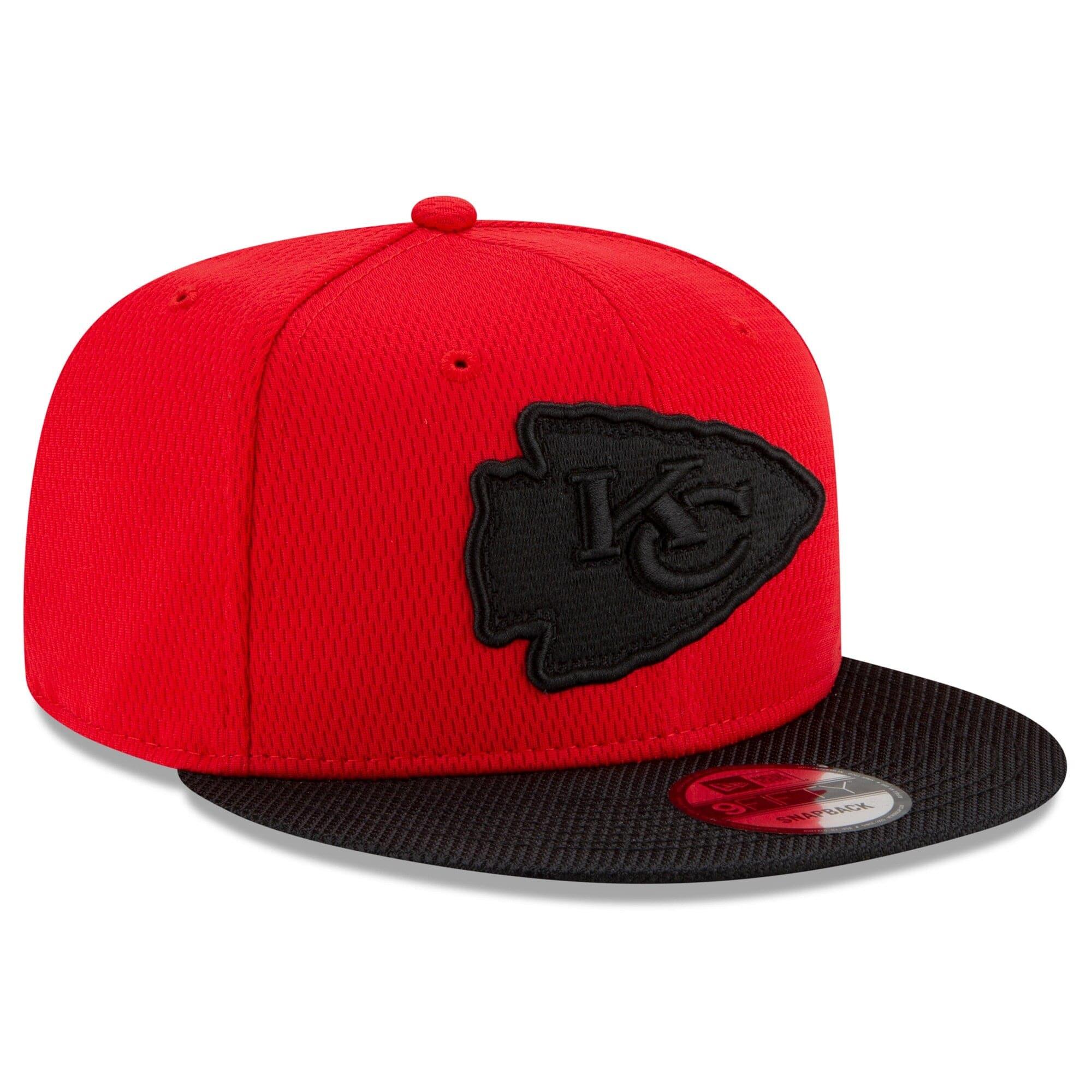 Kansas City Chiefs New Era NFL 2021 Sideline Road 9FIFTY Snapback Hat - Black