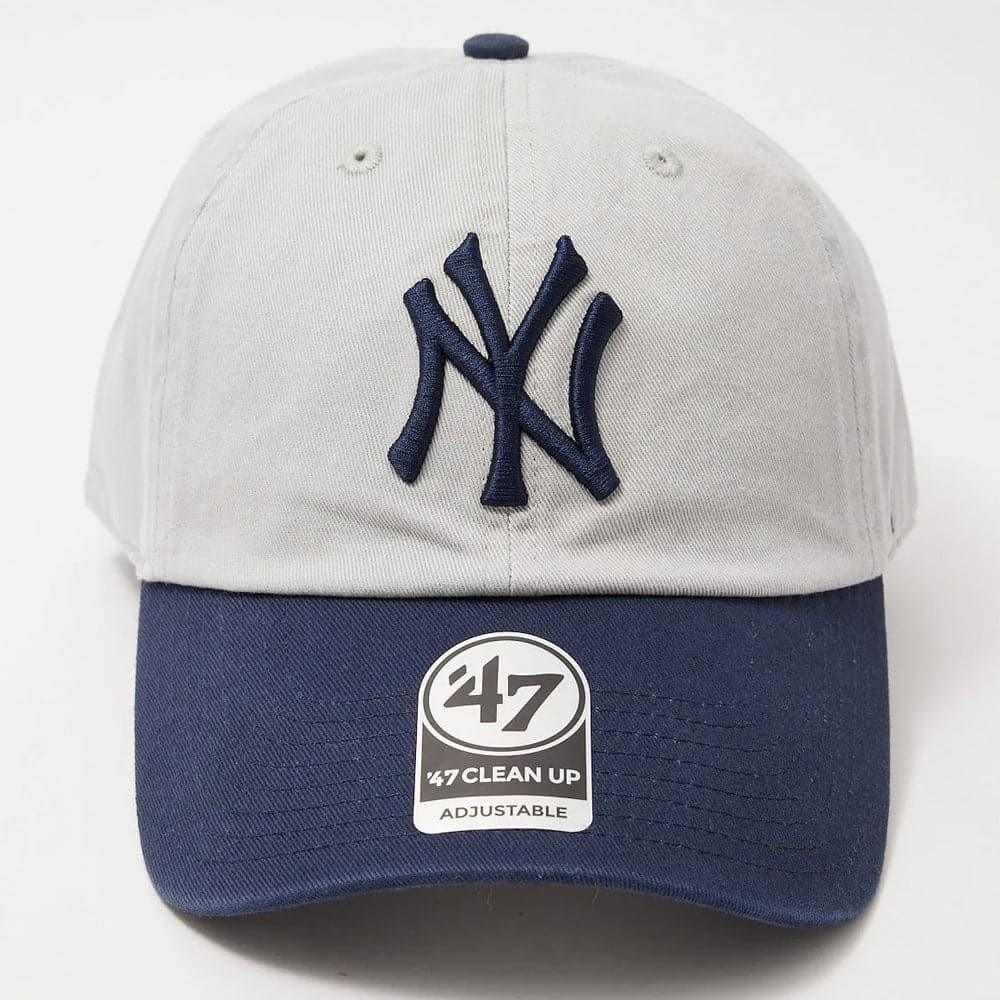 New York Yankees '47 MLB Team 2-Tone Clean Up Strapback Hat - Grey
