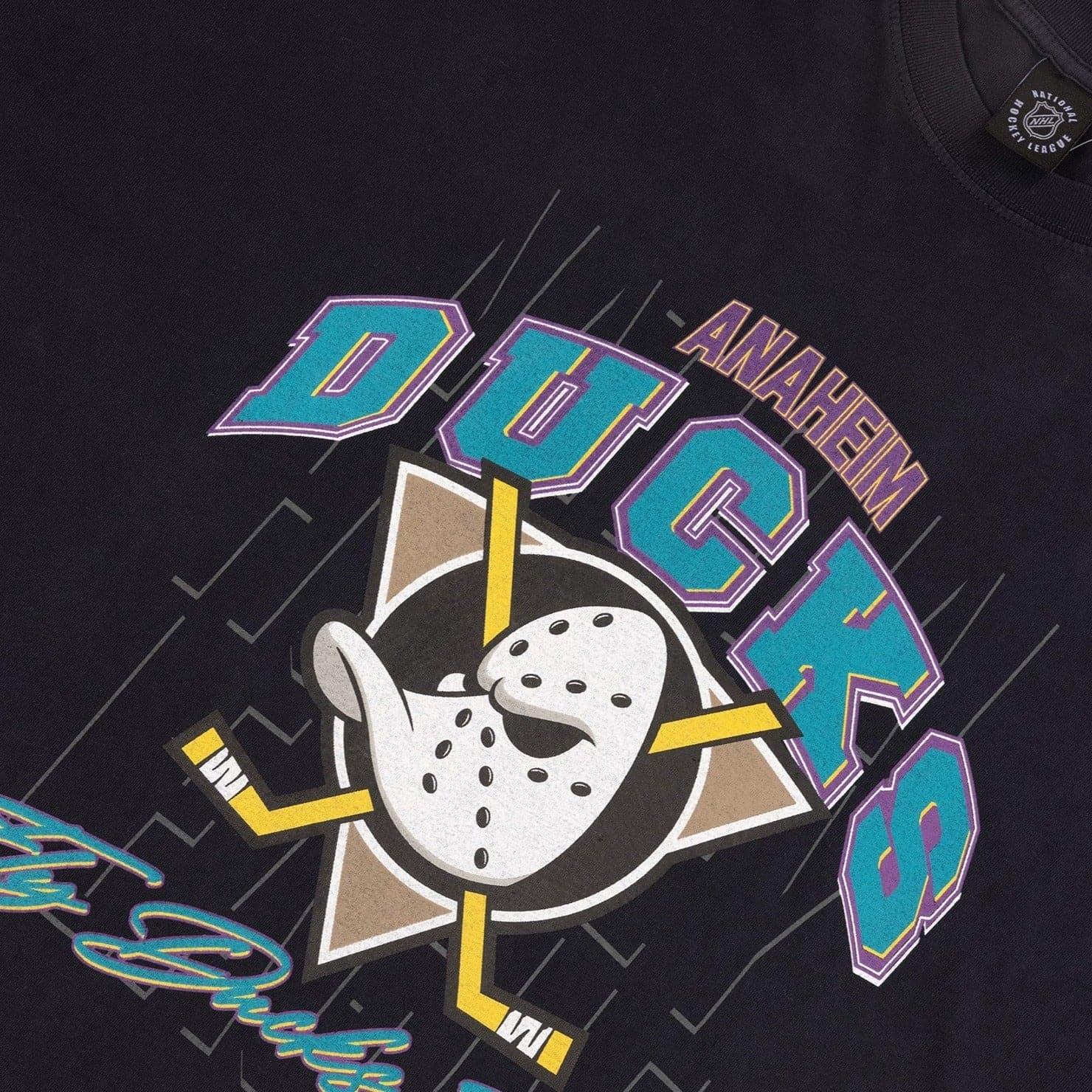 NHL Branded T-Shirts Anaheim Mighty Ducks NHL Fly Vintage Long Sleeve T-Shirt - Faded Black