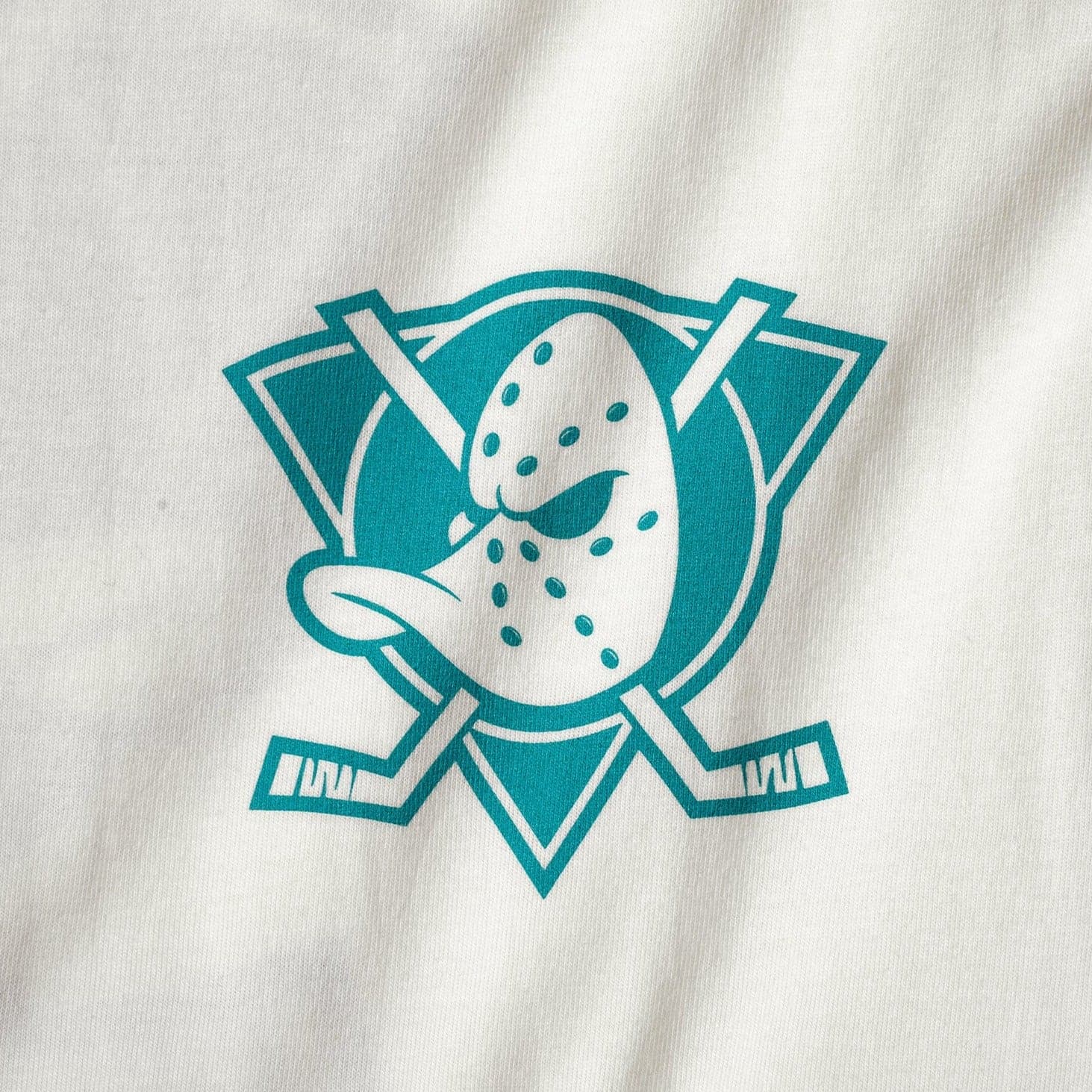 NHL Branded T-Shirts Anaheim Mighty Ducks NHL Jeaner Vintage T-Shirt - Vintage White
