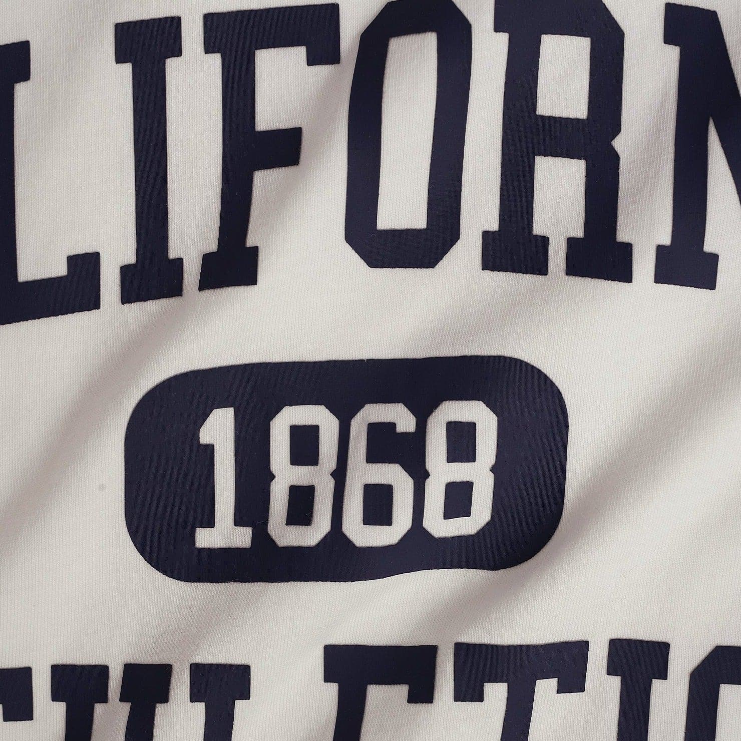 NCAA Branded T-Shirts California Golden Bears NCAA Athletics Vintage T-Shirt - Vintage White